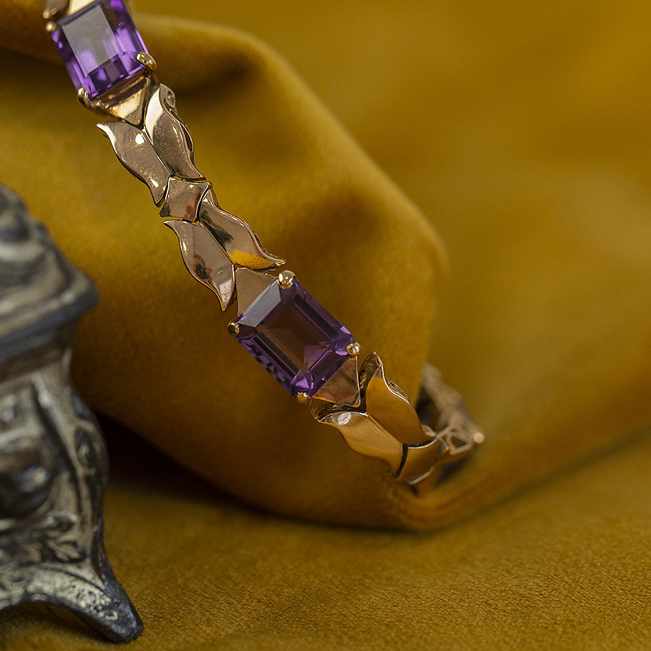 Rose gold bracelet with amethyst 14 krt
