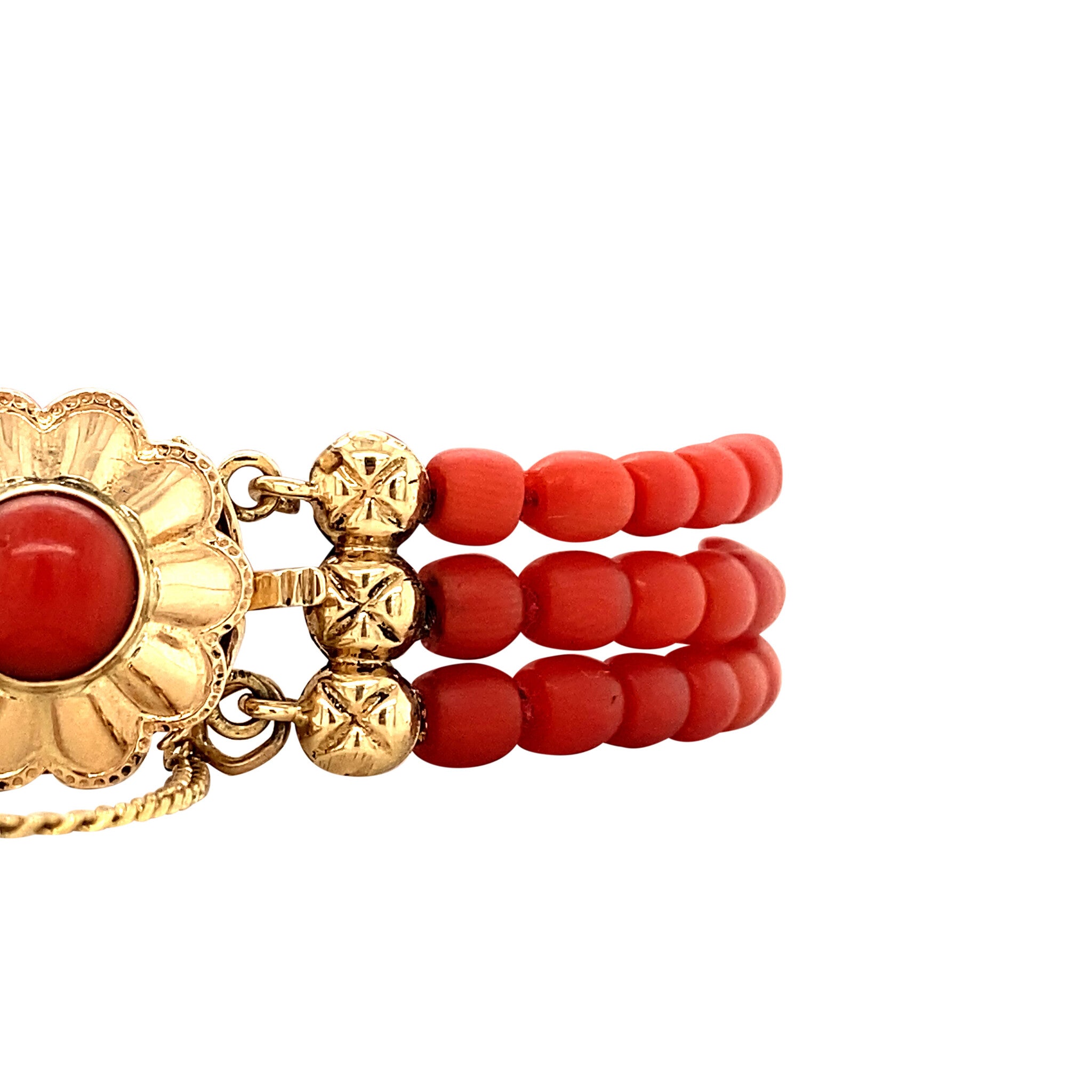 Bloedkoraal armband met gouden siersluiting 17.5 cm 14 krt
