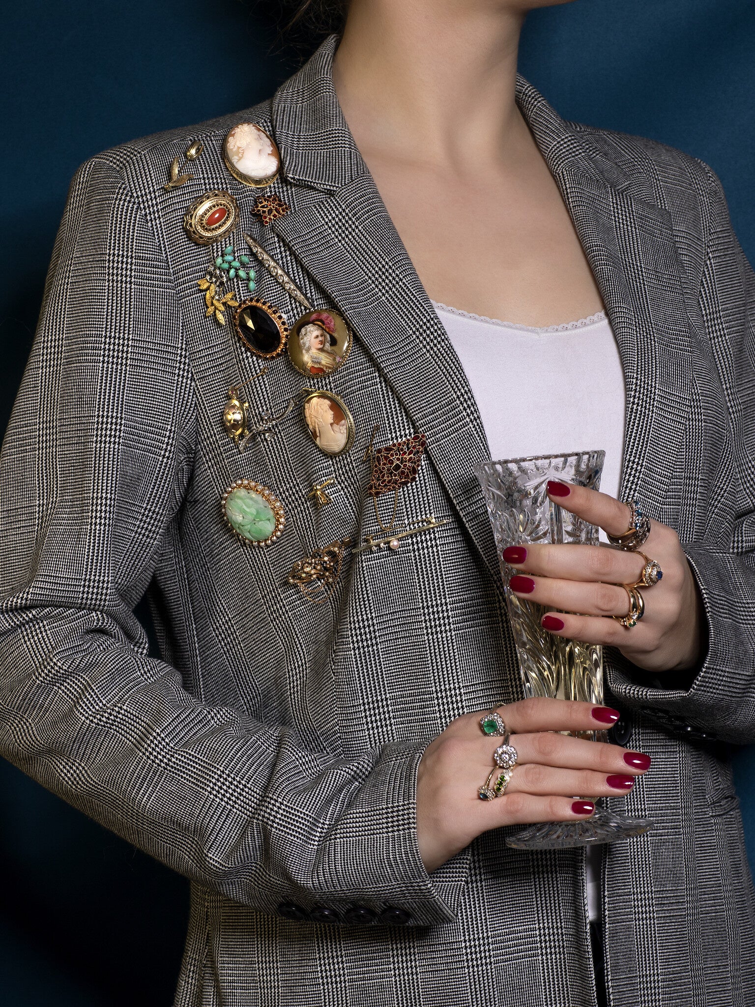 Gouden broche met bloedkoraal 14 krt