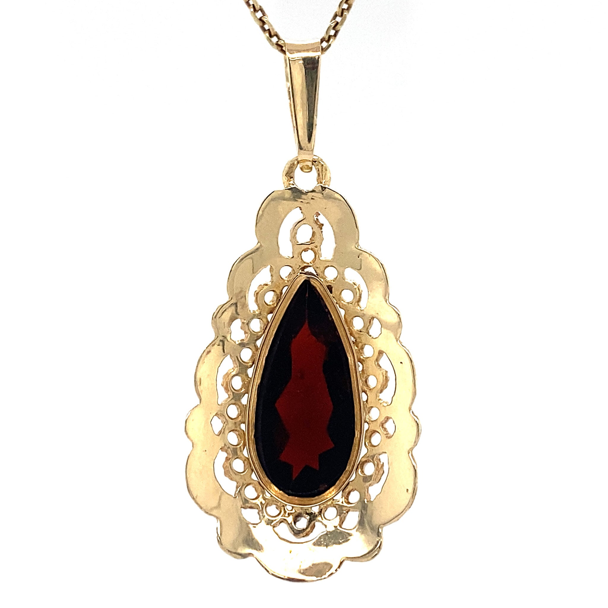 Gouden hanger met granaat 14 krt