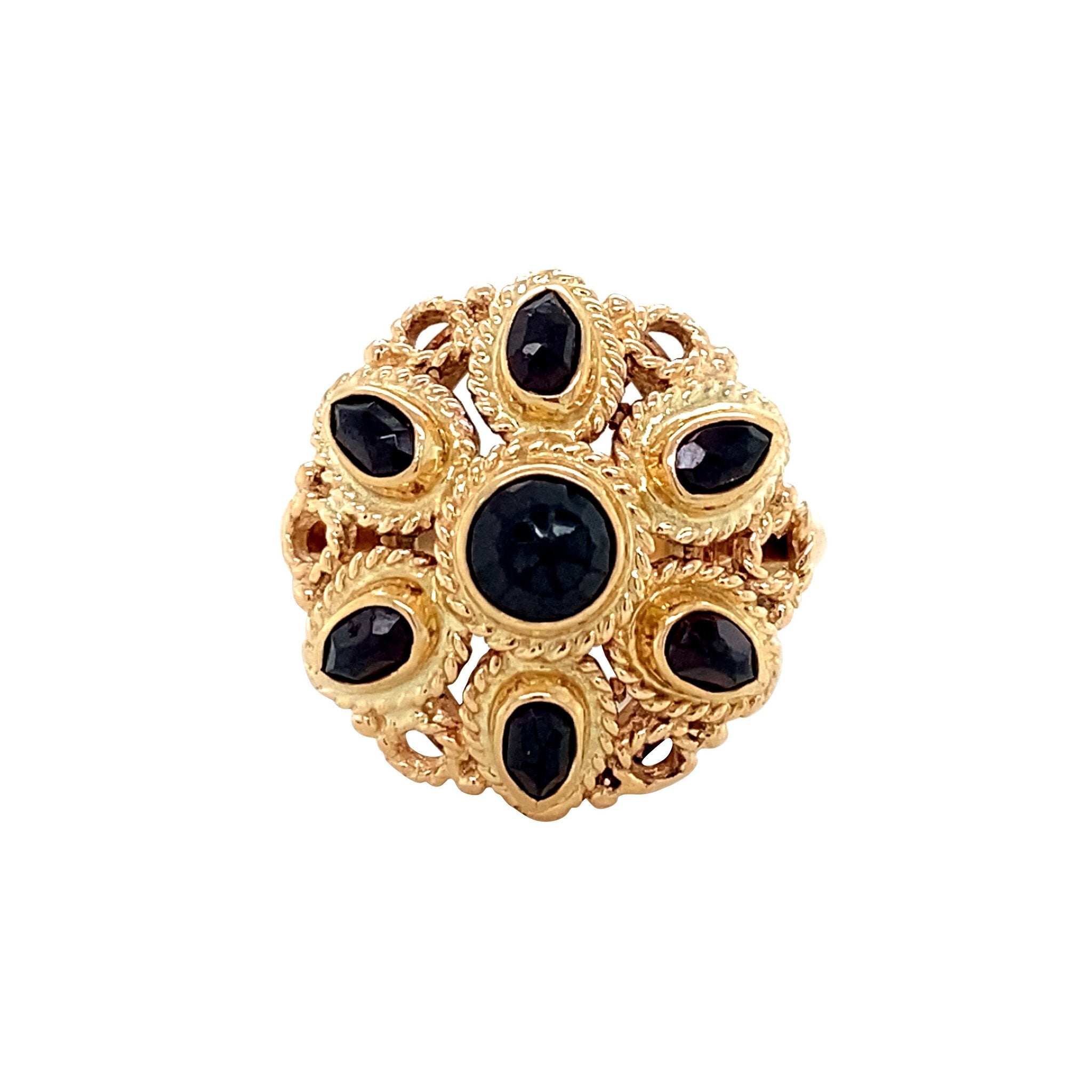 Vintage gold ring with garnet, 14 kt
