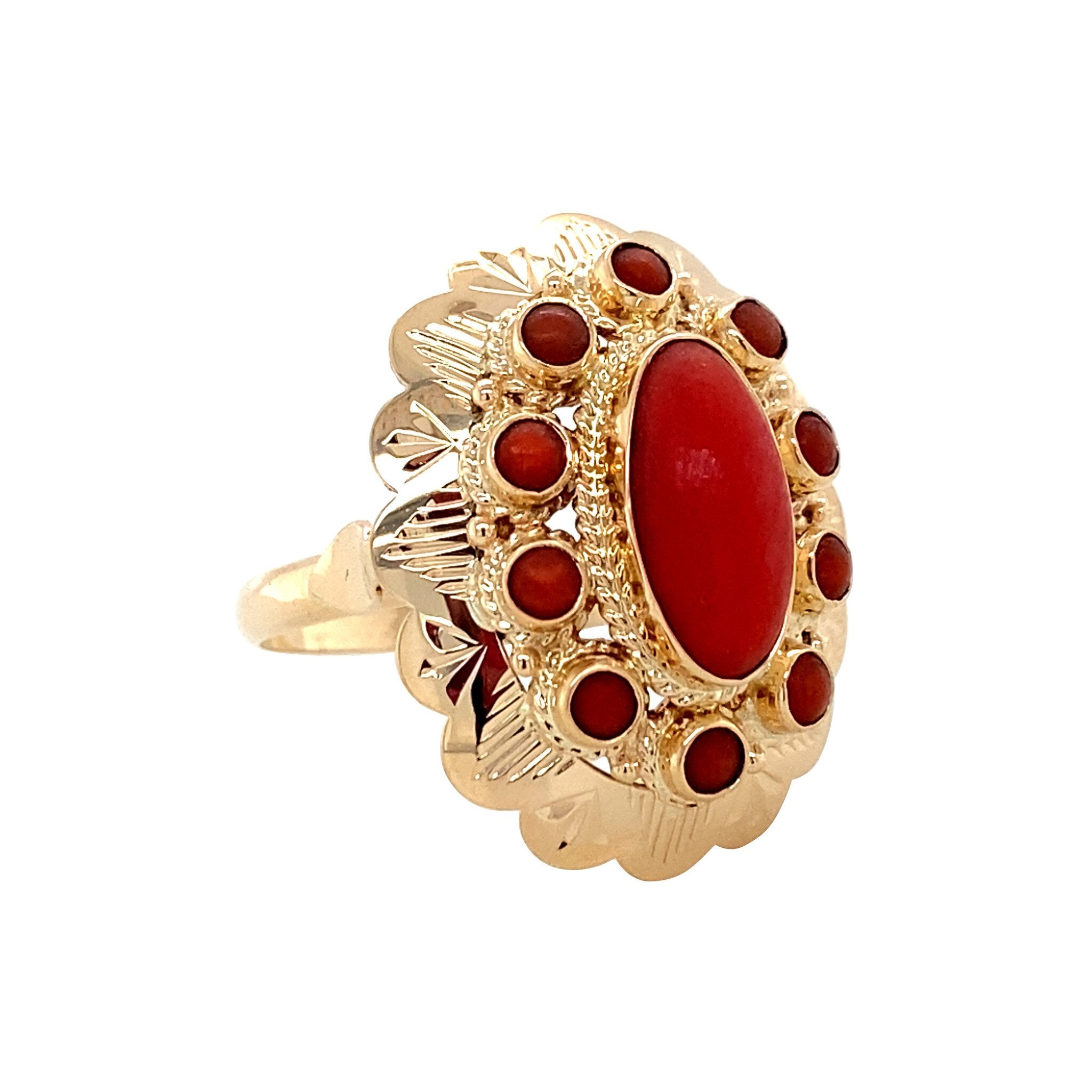 Gold entourage ring with blood coral 14 kt