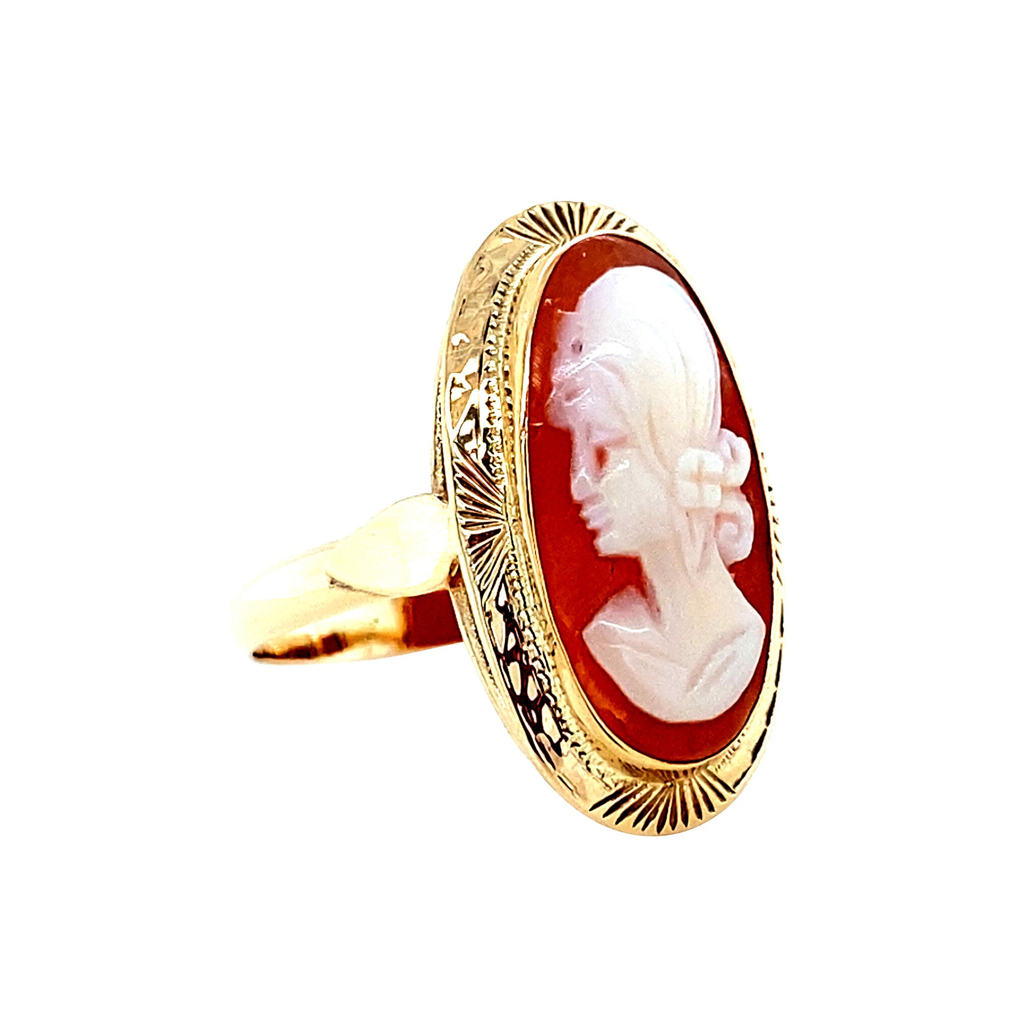 Gouden ring met camee 14 krt