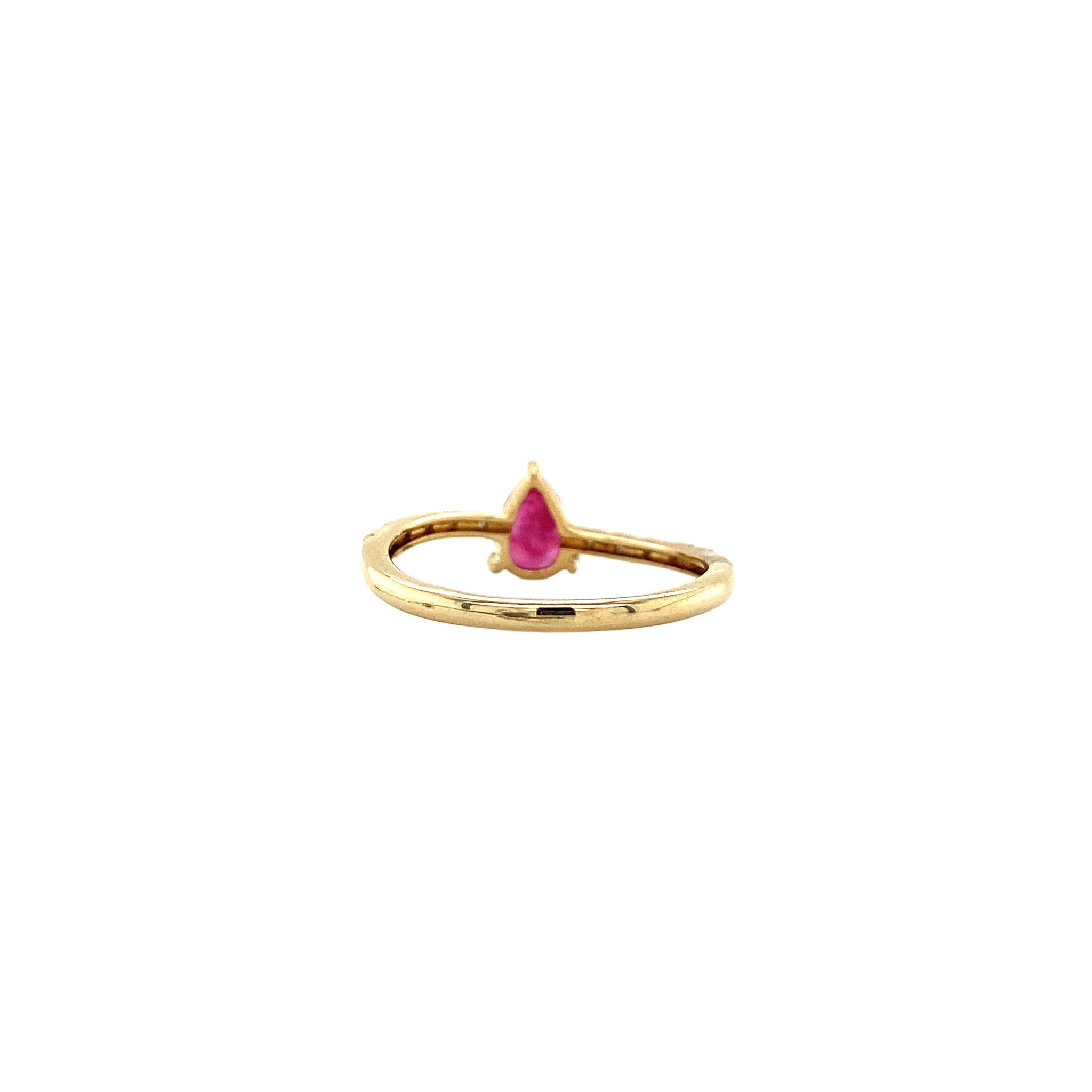 Ring met robijn en diamant 9 krt