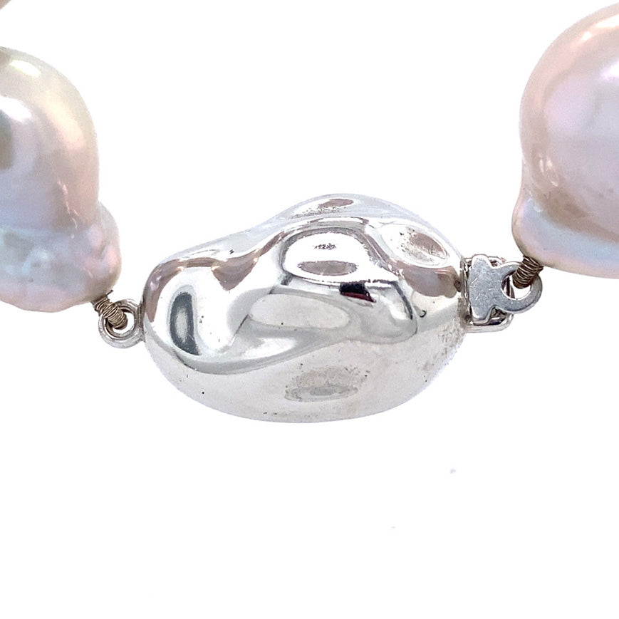 Pearl necklace with silver clasp 925