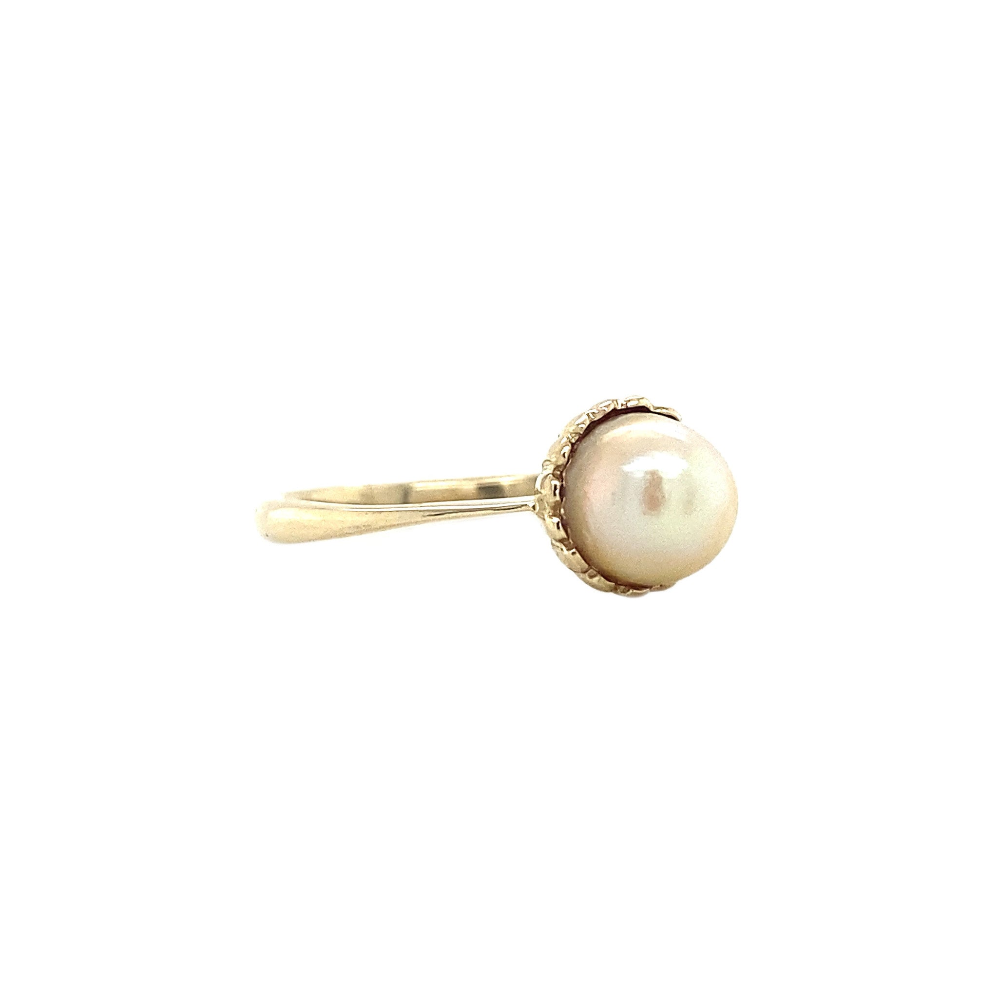 Gouden ring met parel 14 krt