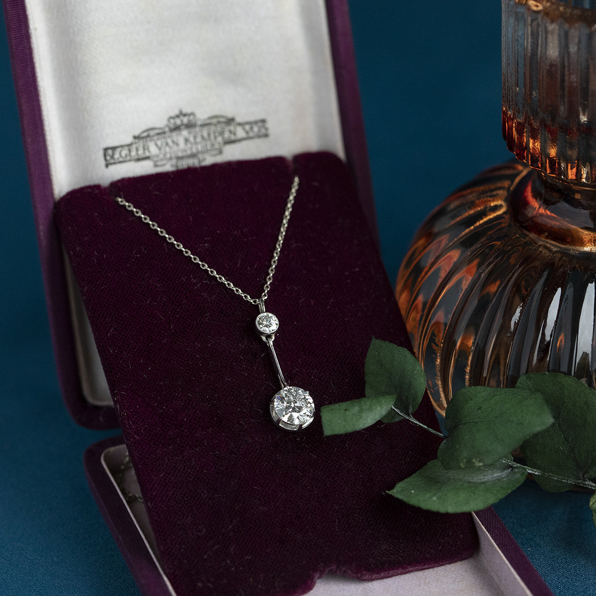 Witgouden collier met hanger met diamant 14 krt/900