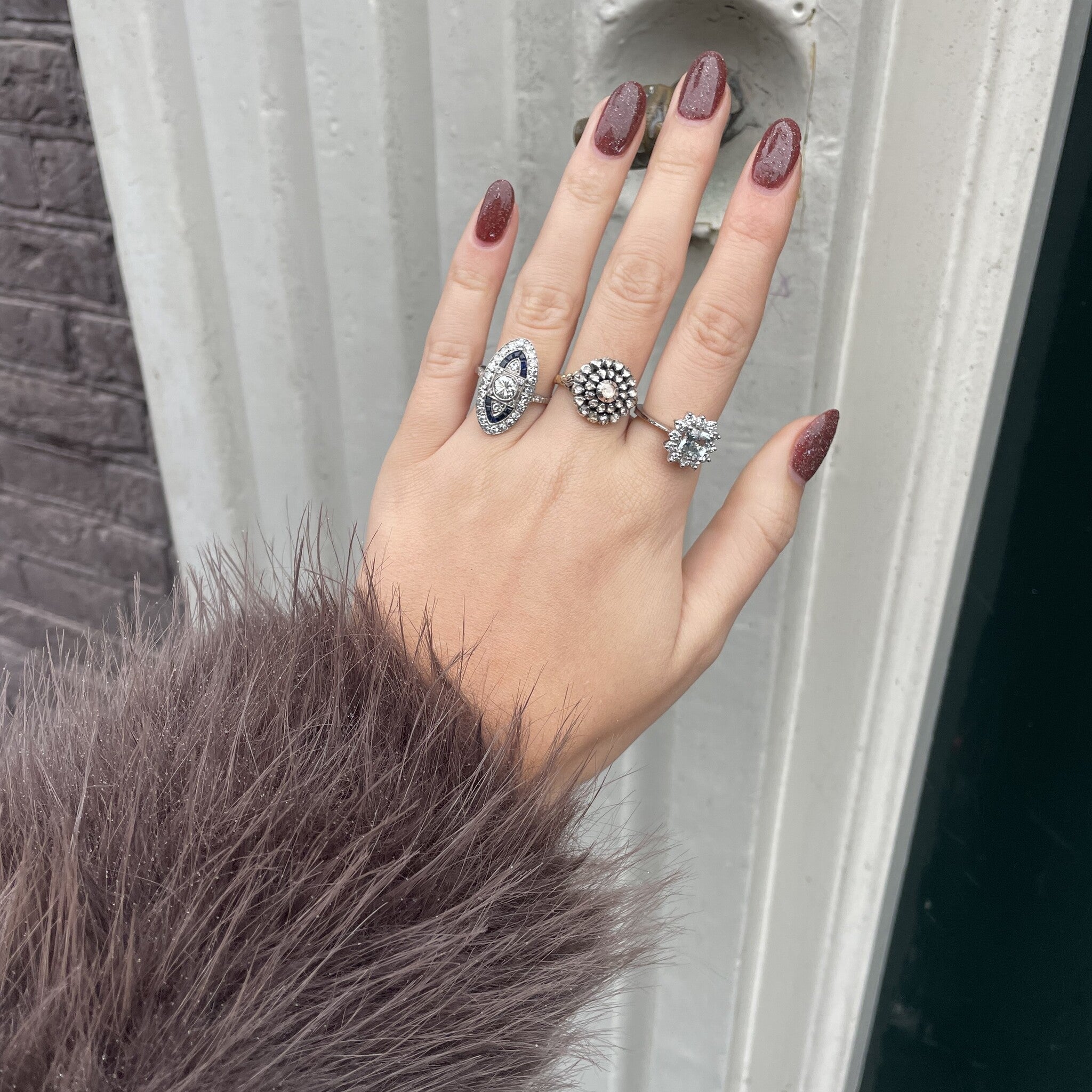 Platina entourage ring met saffier en diamant 950