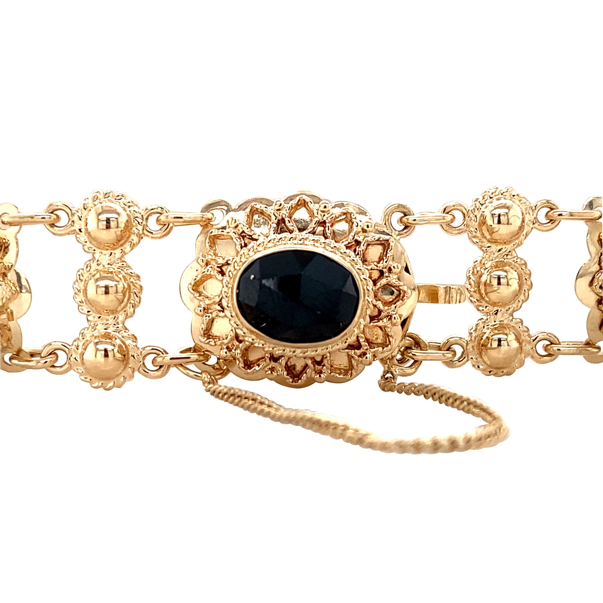 Vintage 14 kt gold bracelet with garnet