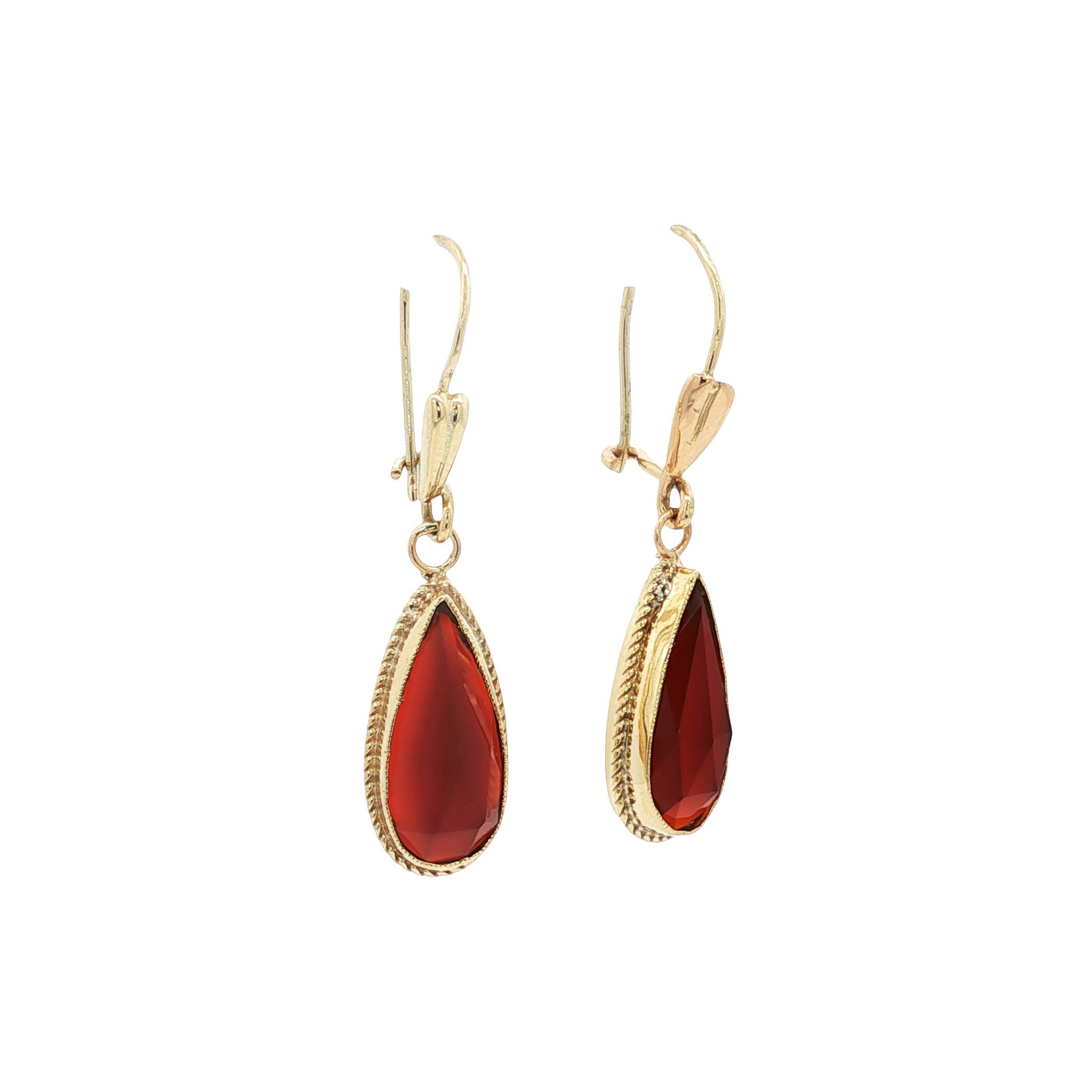 Gold vintage earrings with carnelian 14 kt