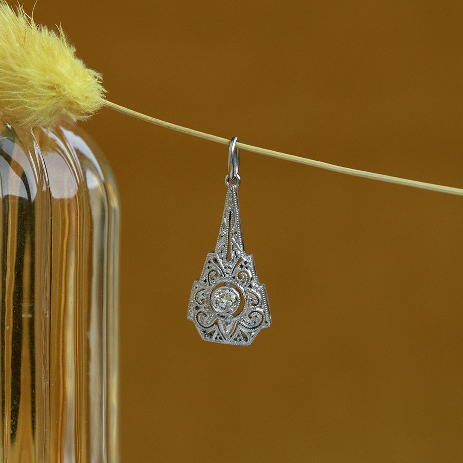 Vintage 925 silver pendant with diamond