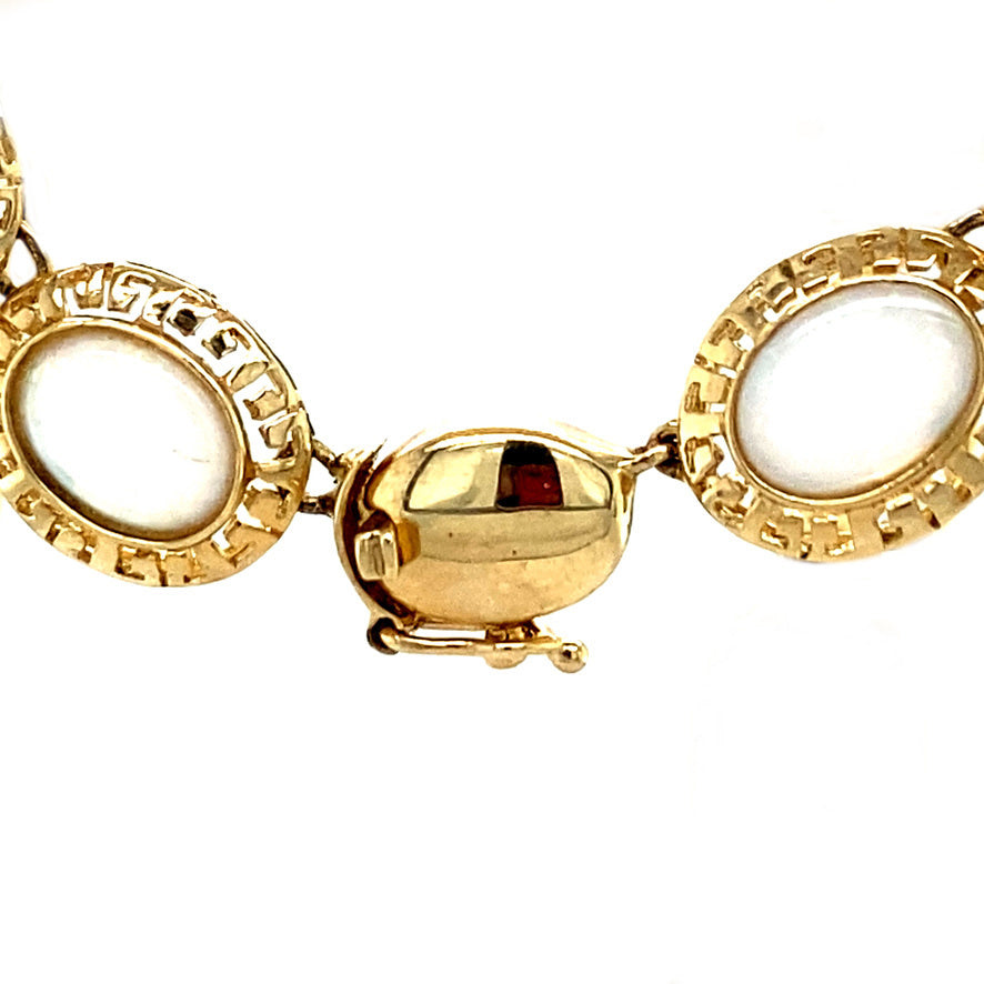 Golden vintage necklace with opal 14 kt