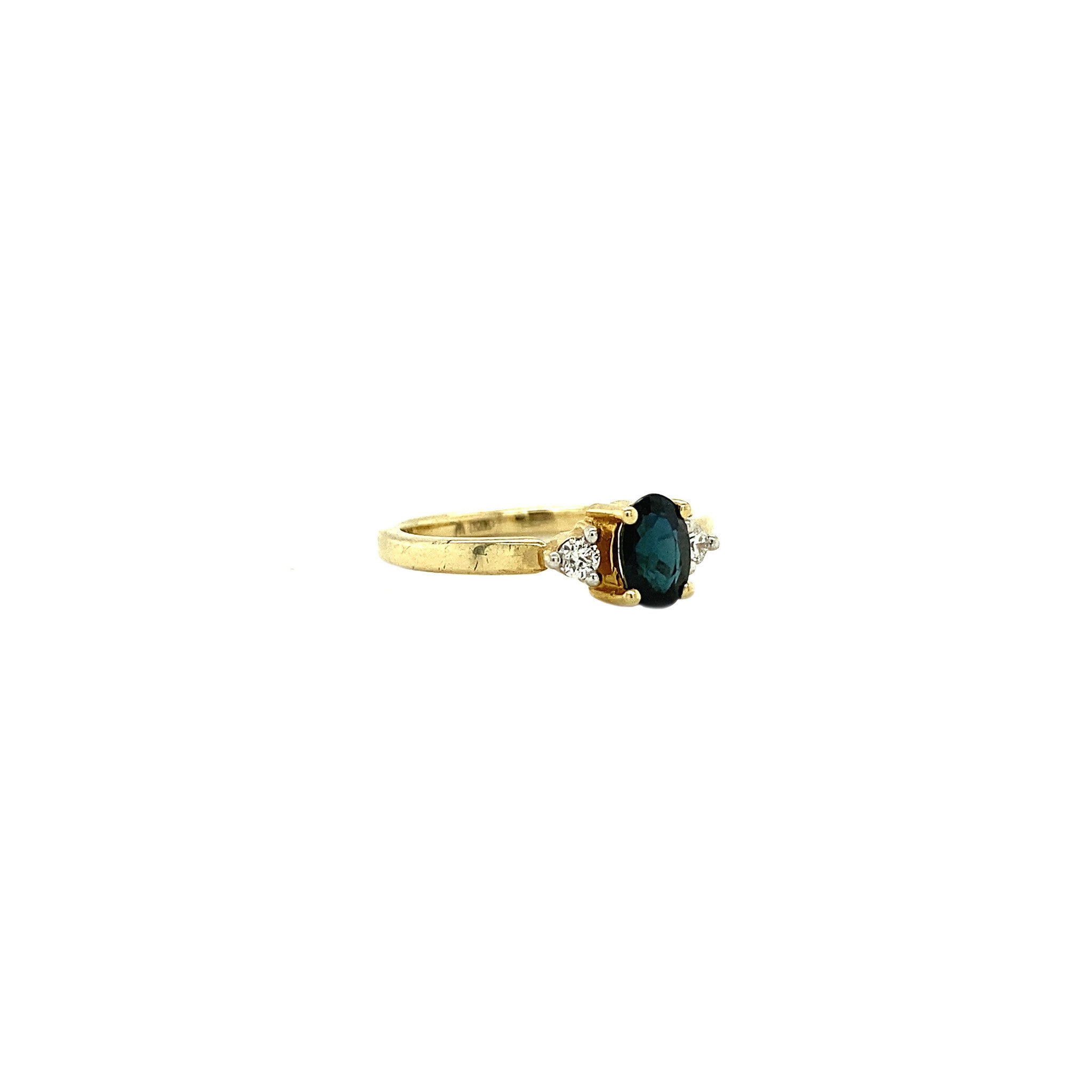 Gold ring with sapphire and diamond 14 crt