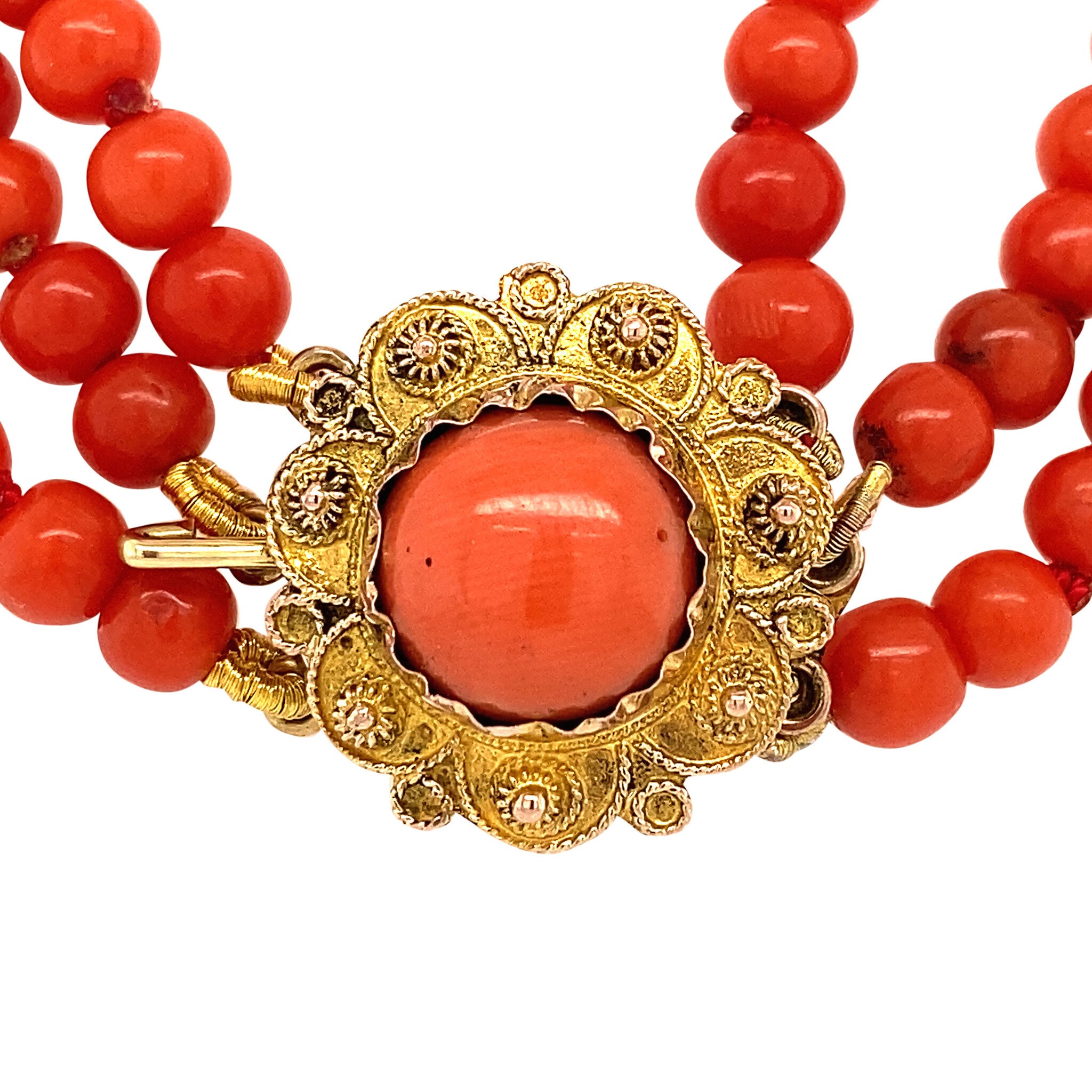 Blood coral necklace with gold clasp 14 krt
