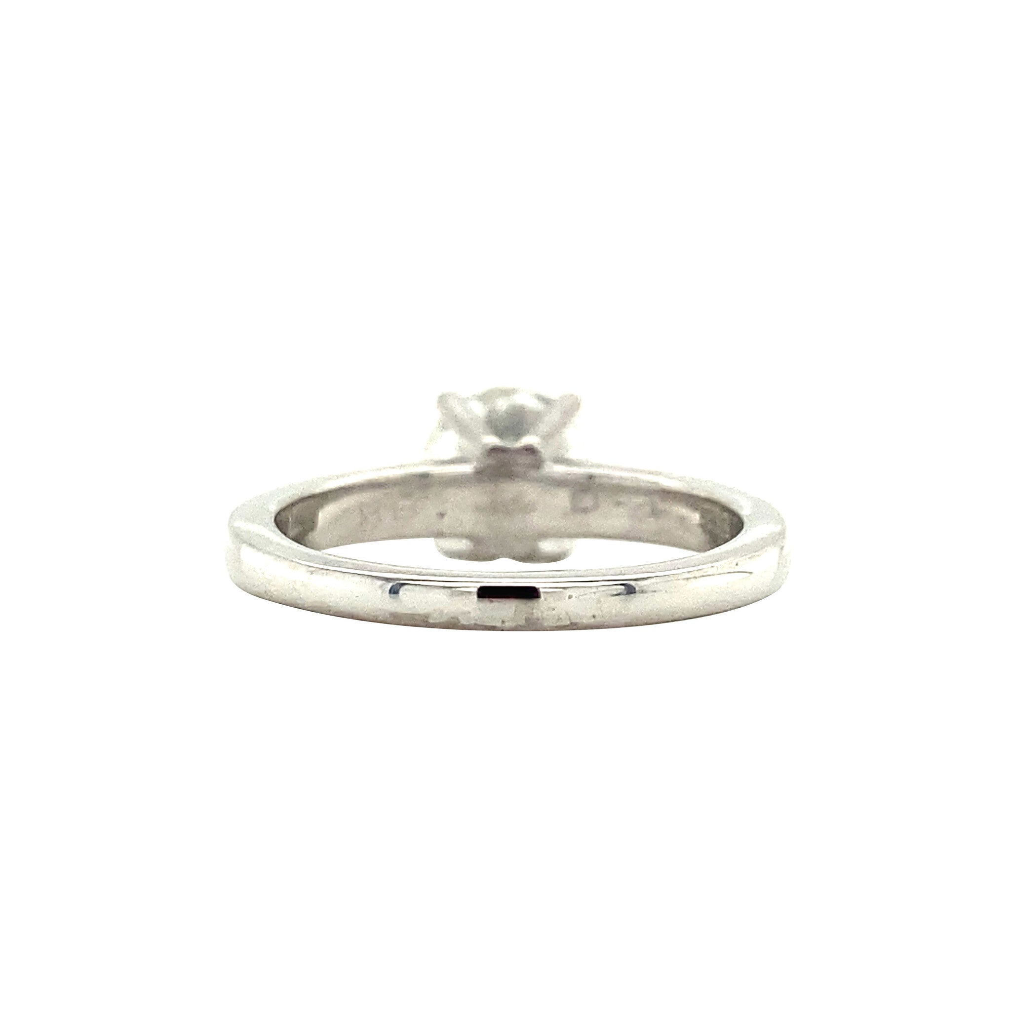 White gold solitaire ring with 1.39 ct diamond, 18 kt