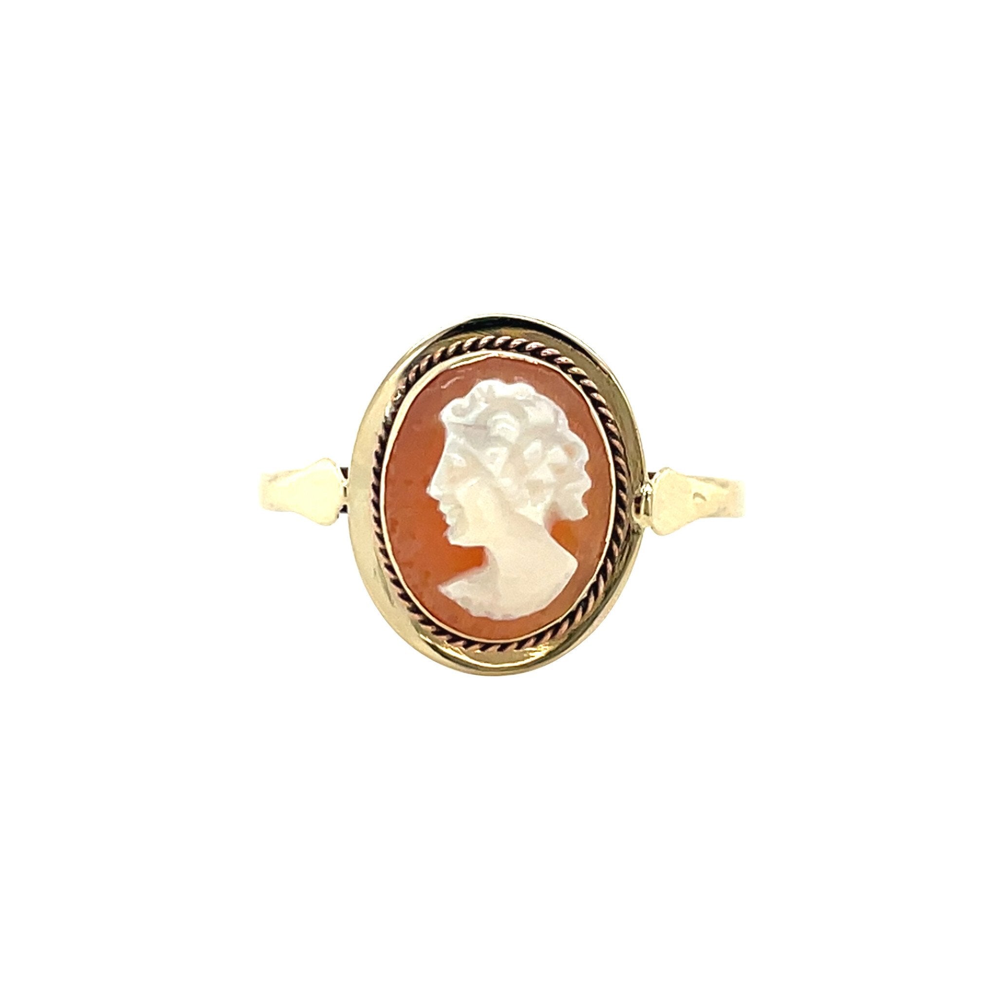 14 kt gold vintage ring with cameo