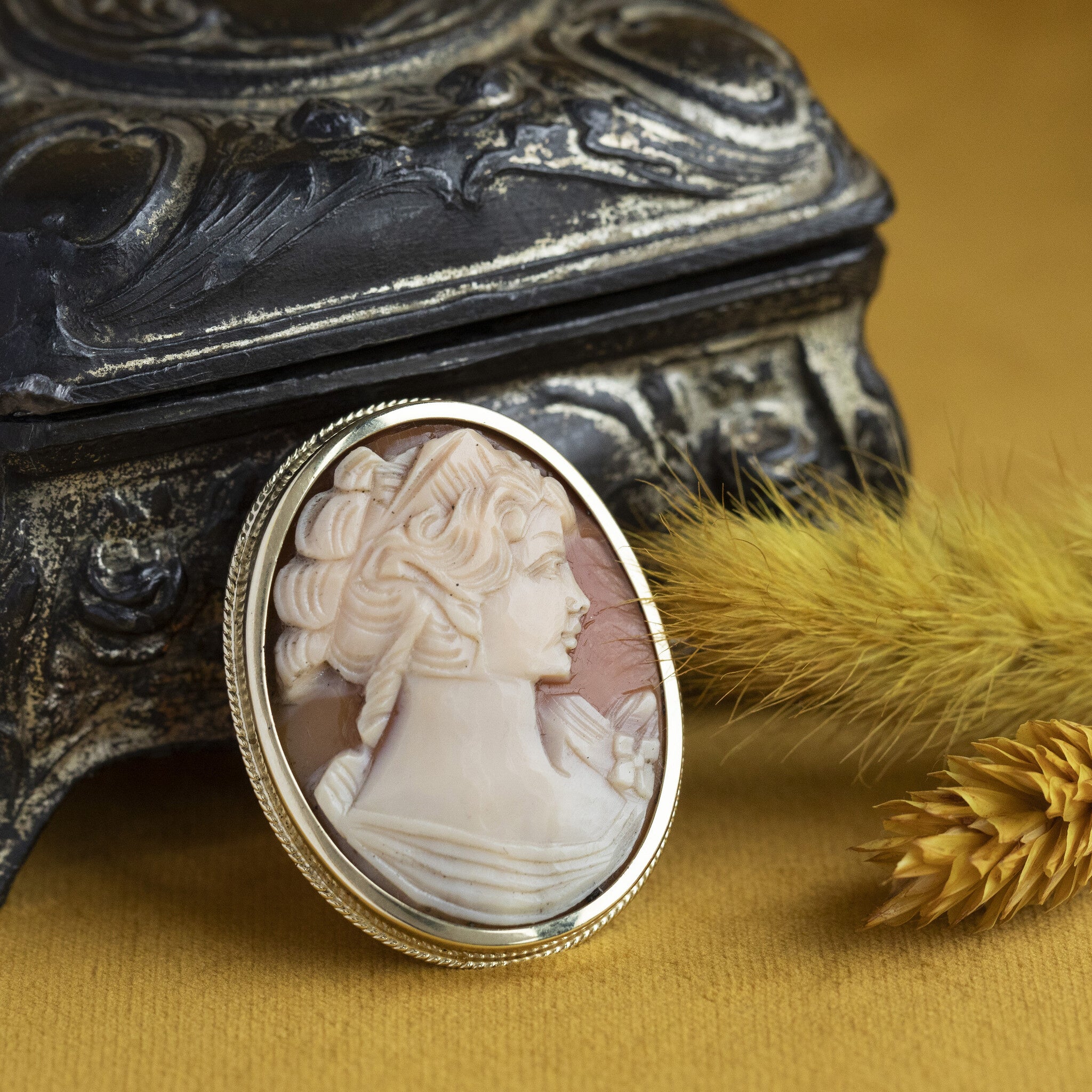 Gouden hanger met camee 14 krt