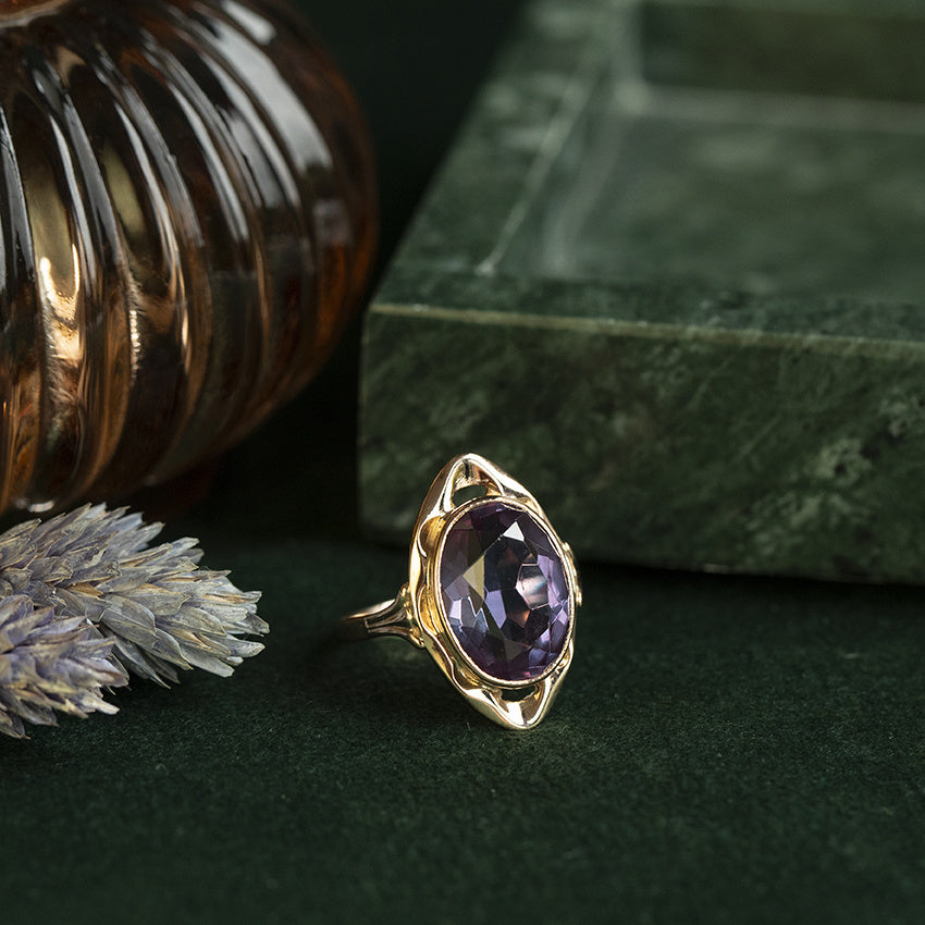 Roségouden vintage ring met saffier 14 krt