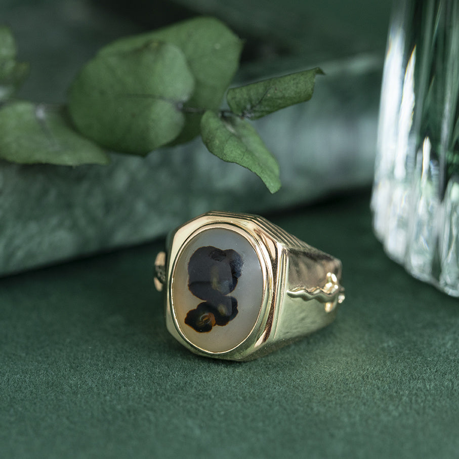 Gouden vintage ring met agaat 14 krt
