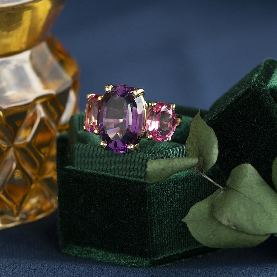 Gouden vintage ring met amethist en kleursteen 14 krt