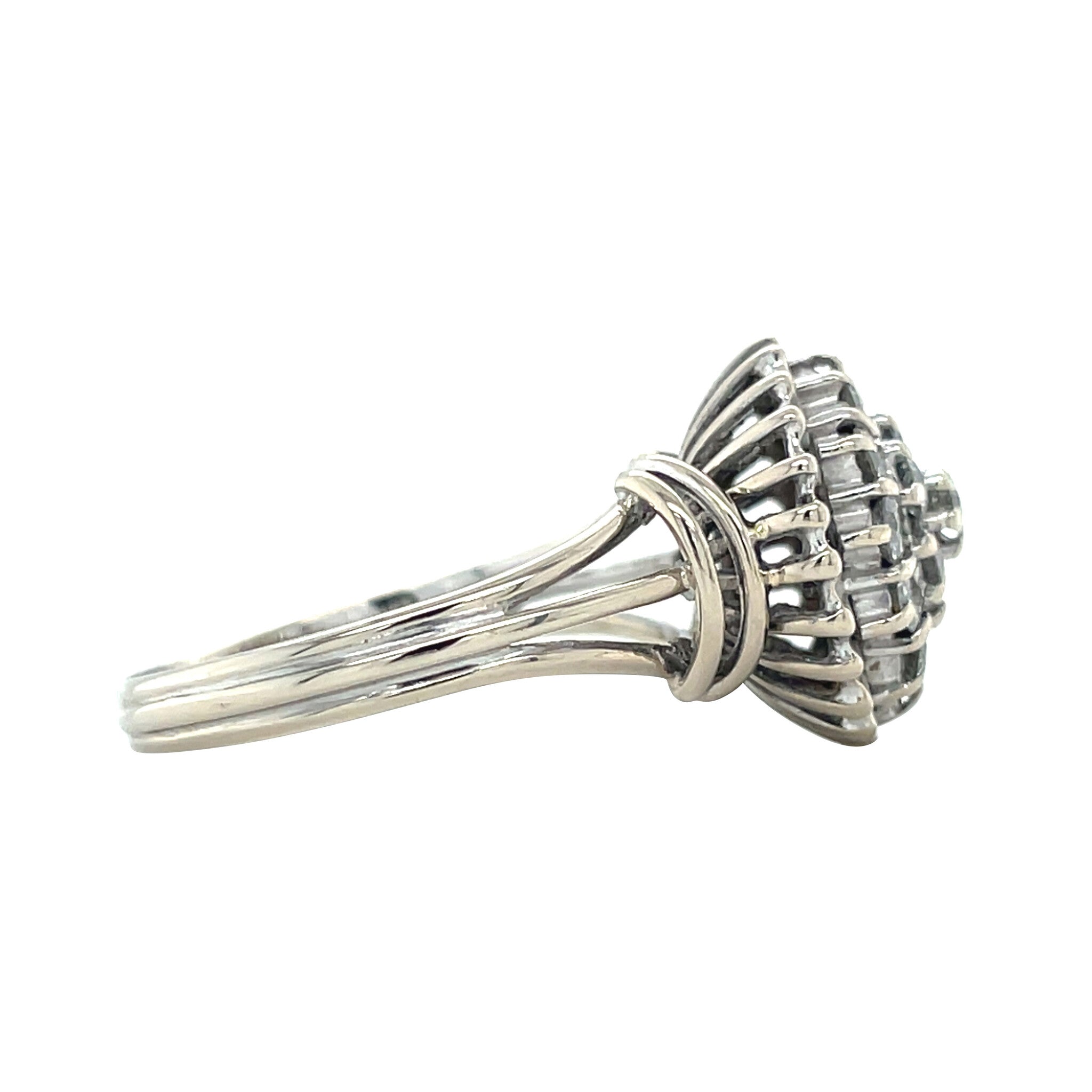 Witgouden vintage entourage ring met diamant 14 kt