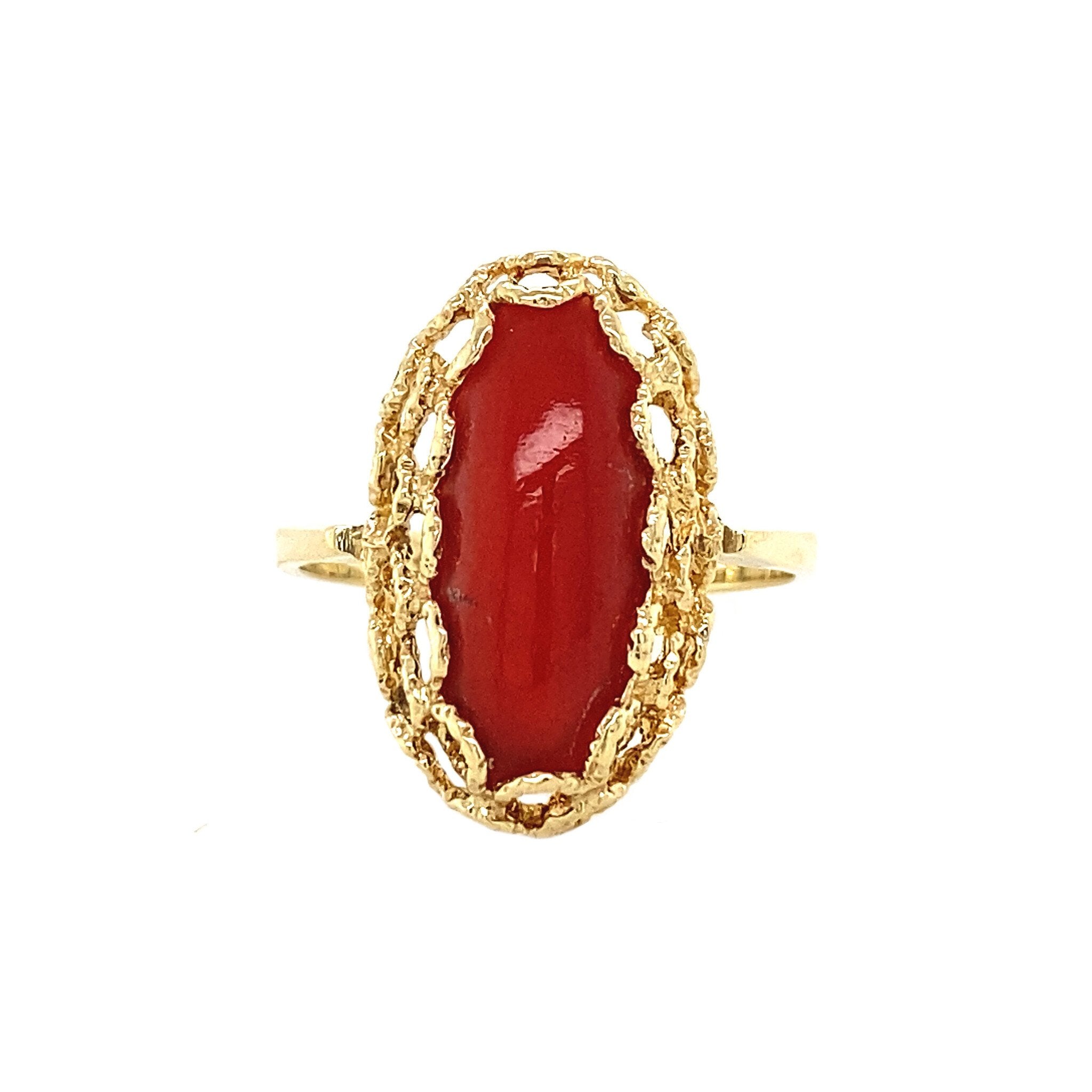 Gold ring with blood coral, 14 kt