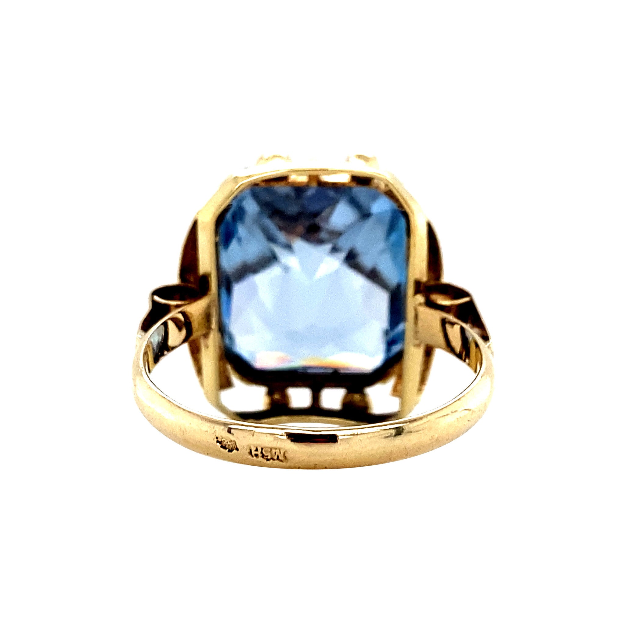 Gold ring with blue spinel 14 kt