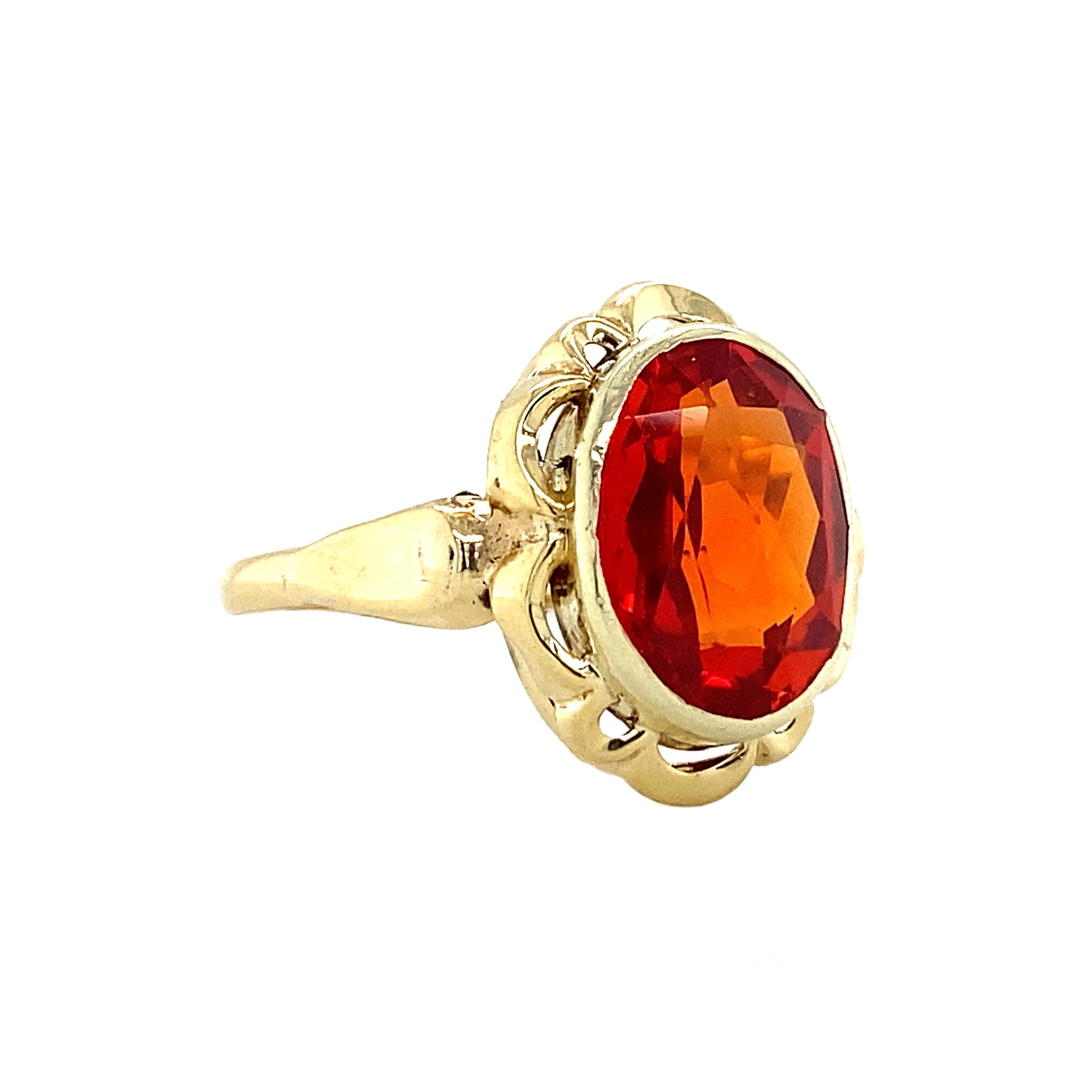 Gouden ring met oranje saffier 14 krt