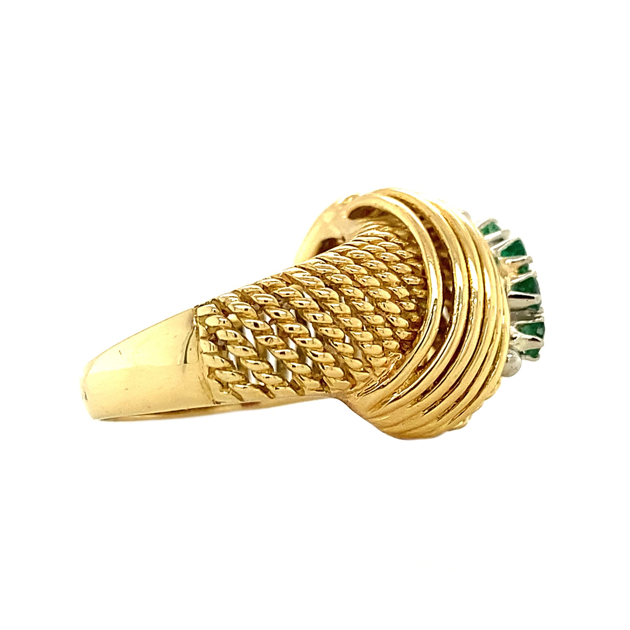 18 kt gold ring with emerald
