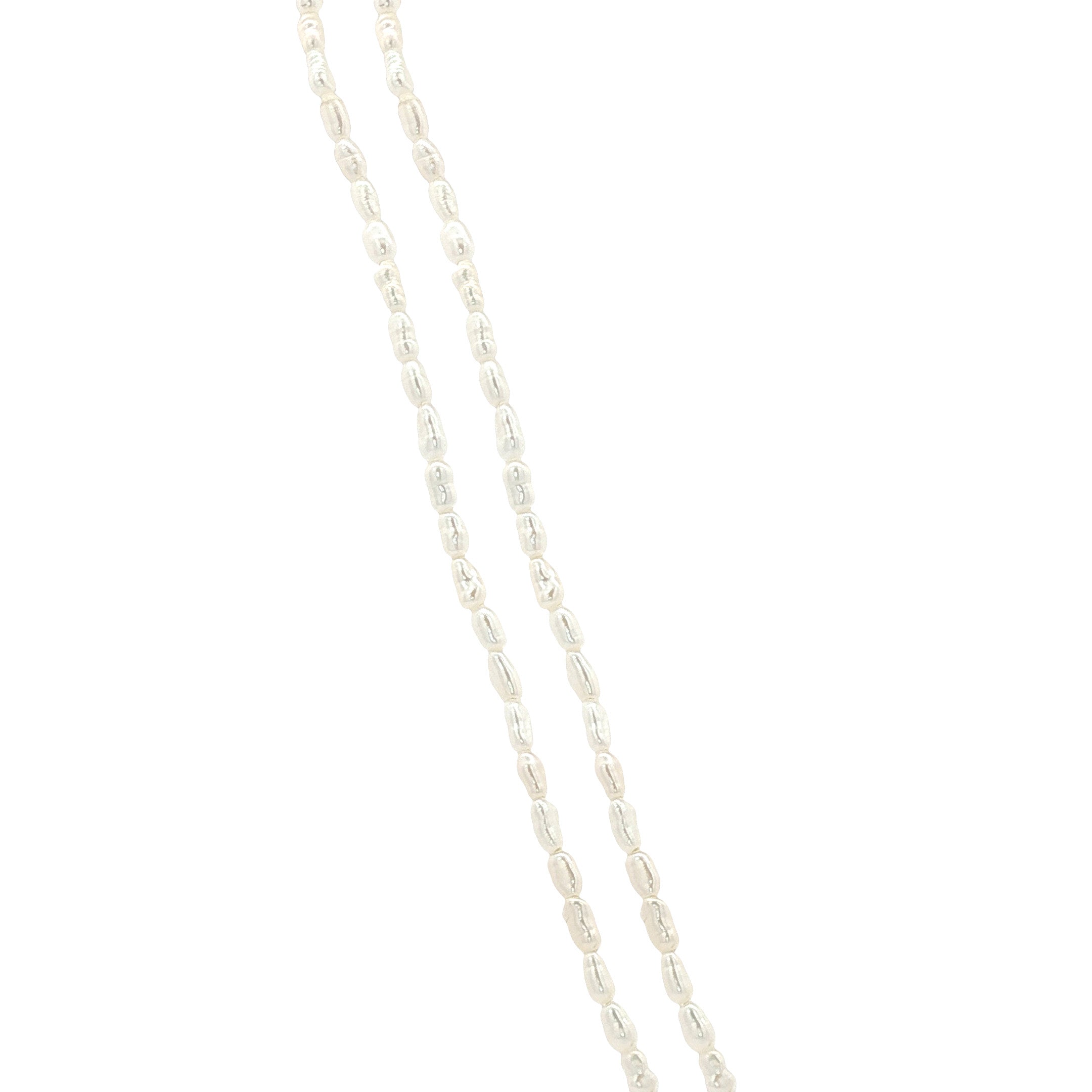 Pearl necklace with a white gold clasp 14 kt