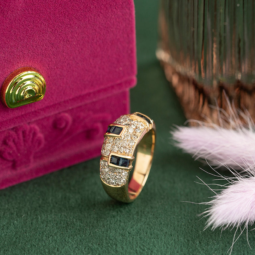 Gouden vintage ring met saffier en diamant 18 kt