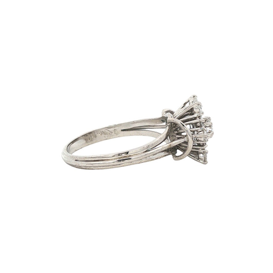 Vintage 14 kt white gold ring with diamond
