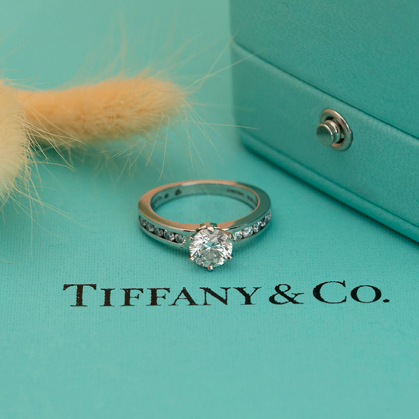Tiffany & Co. platinum diamond ring 850