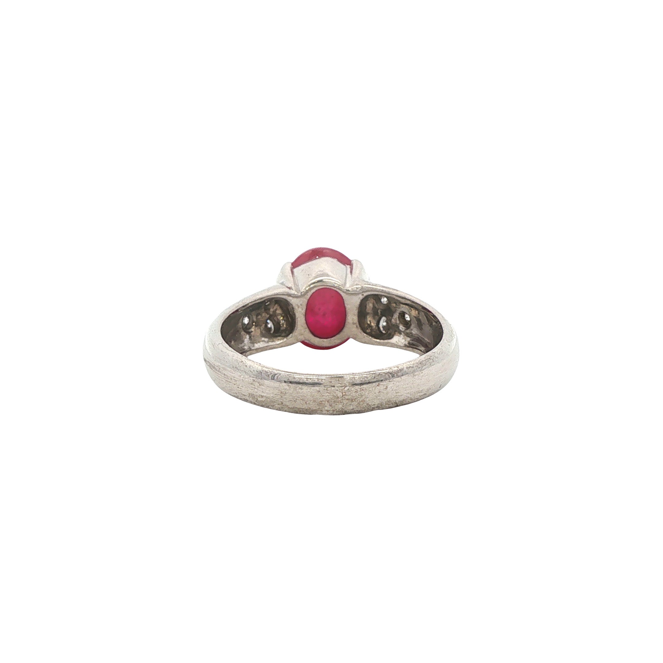 14 kt white gold vintage ring with ruby and diamond