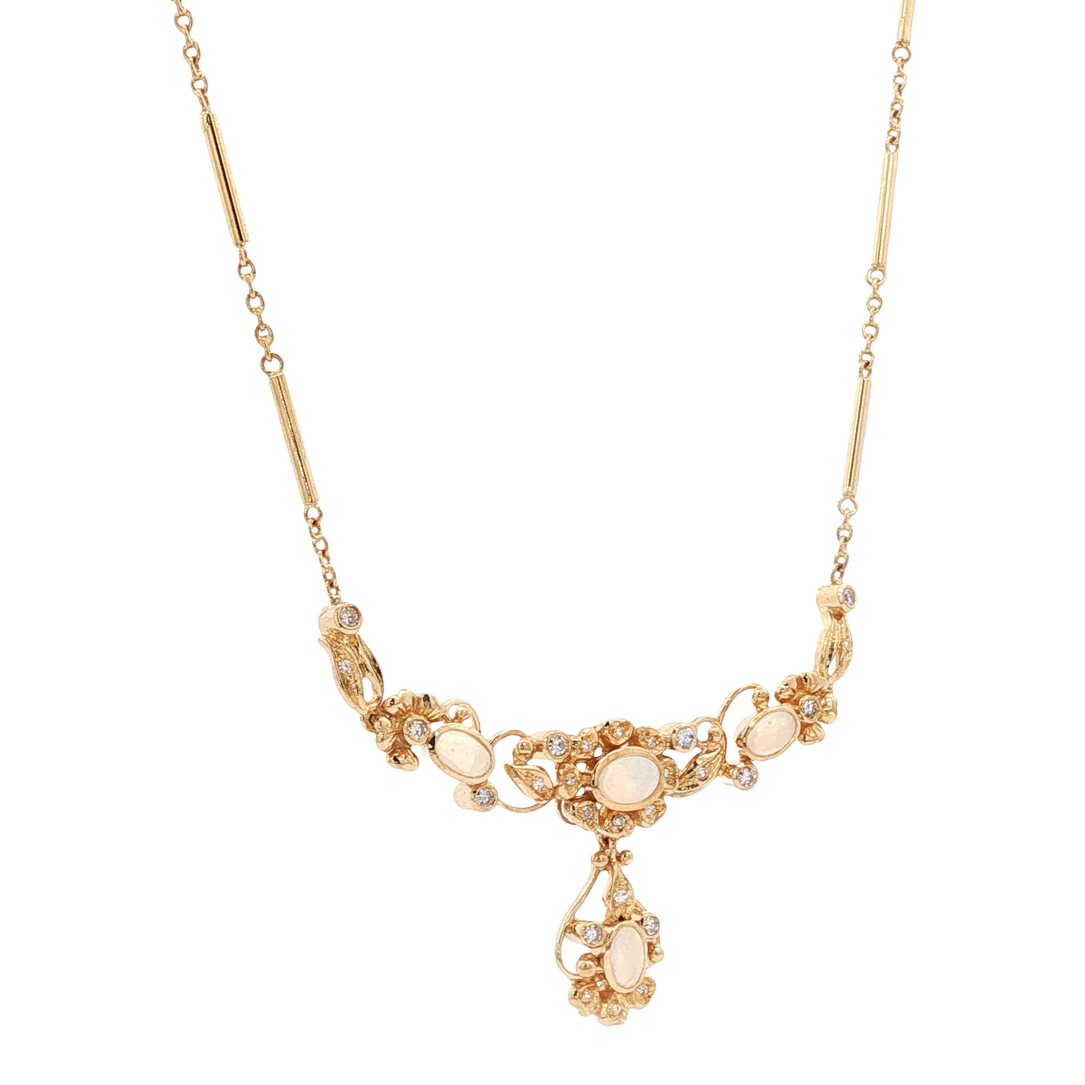 Gold necklace with opal and diamond 18 kt