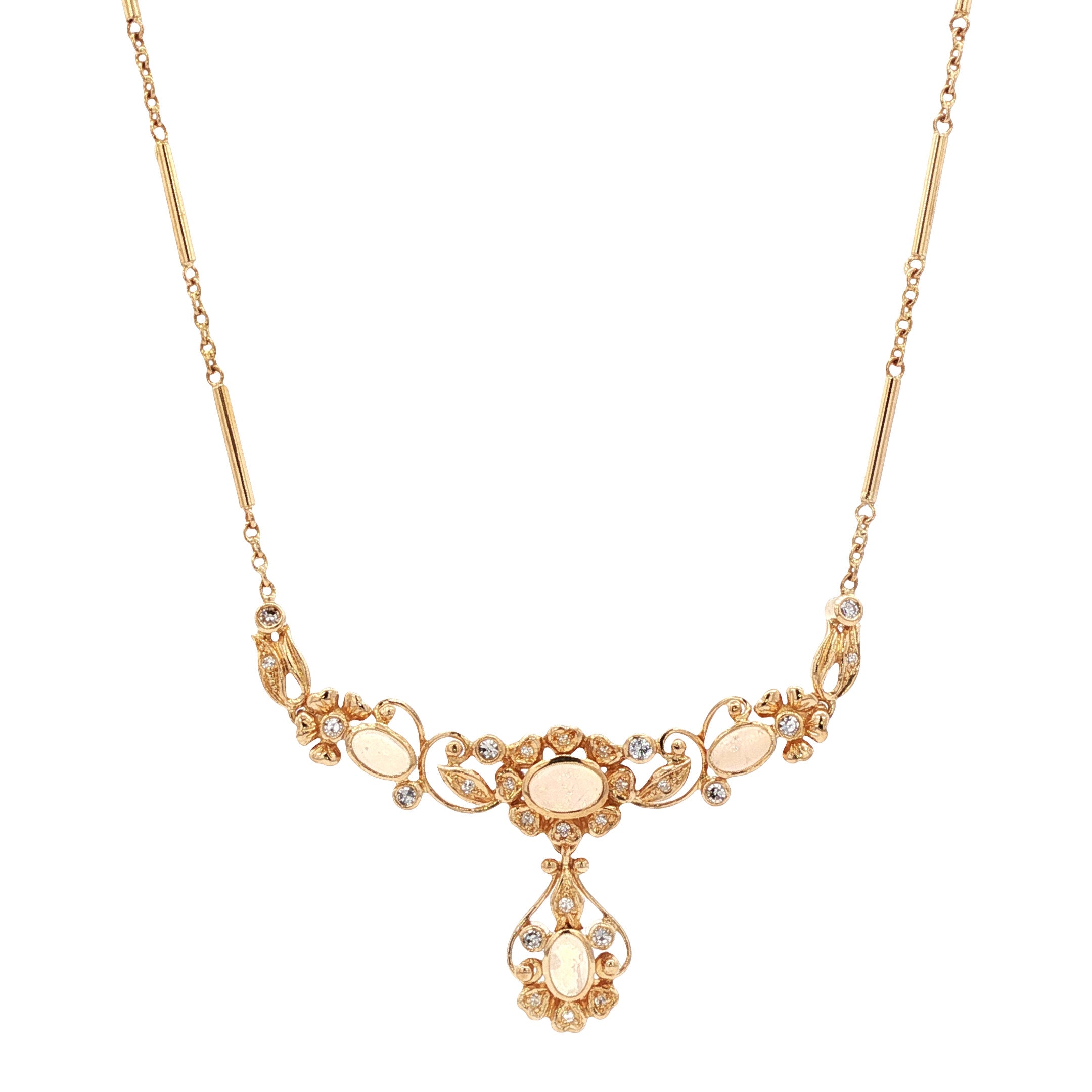 Gouden collier met opaal en diamant 18 kt