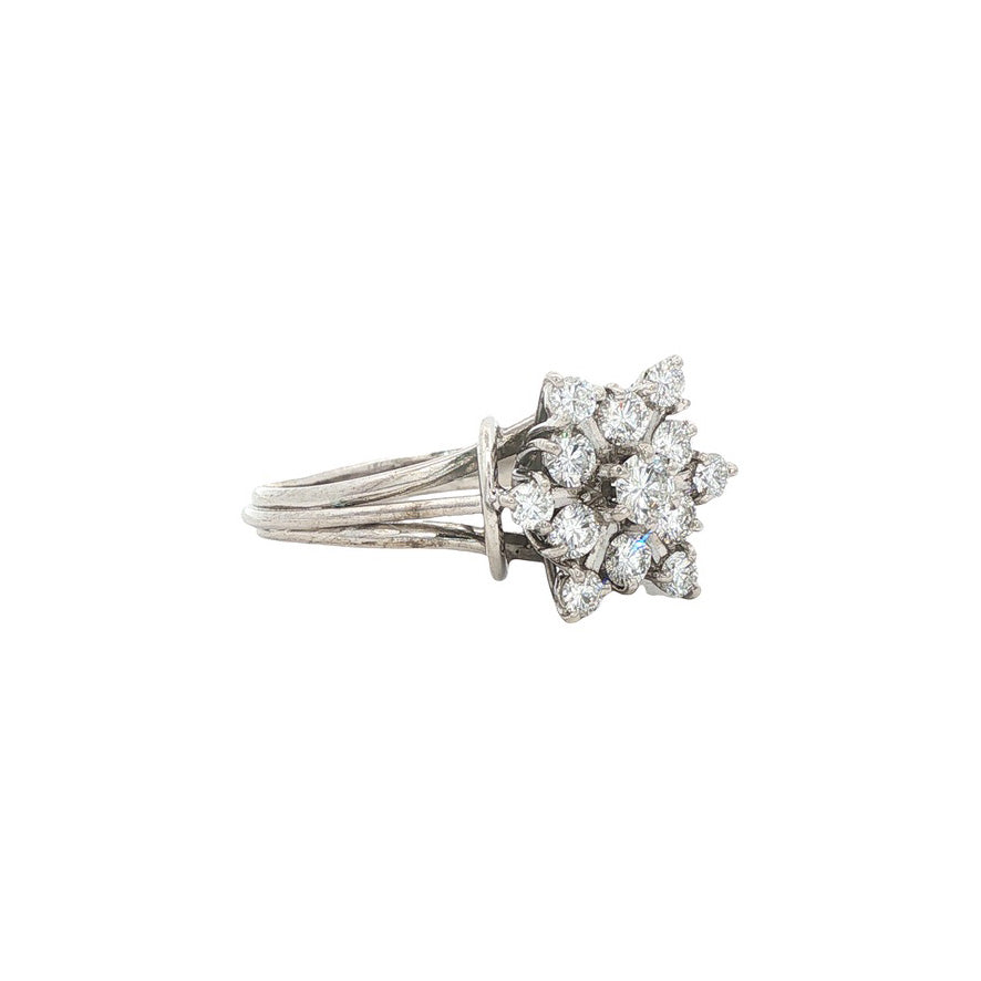 Vintage 14 kt white gold ring with diamond