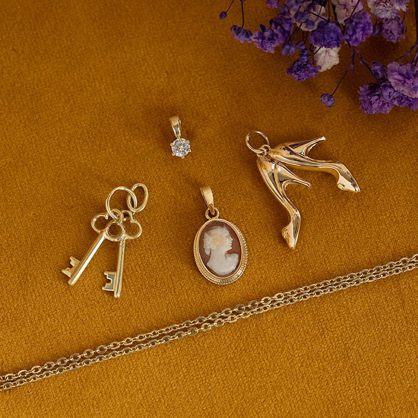 Gouden vintage sleutels hanger 14 kt
