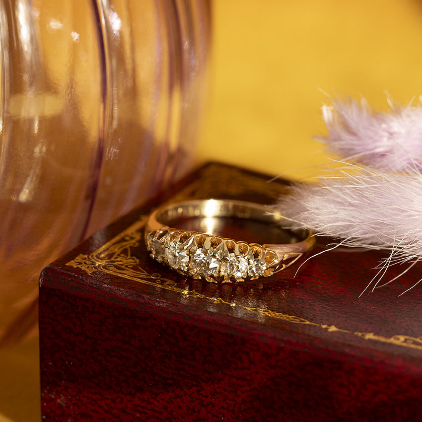 Gouden ring met diamant 18 kt