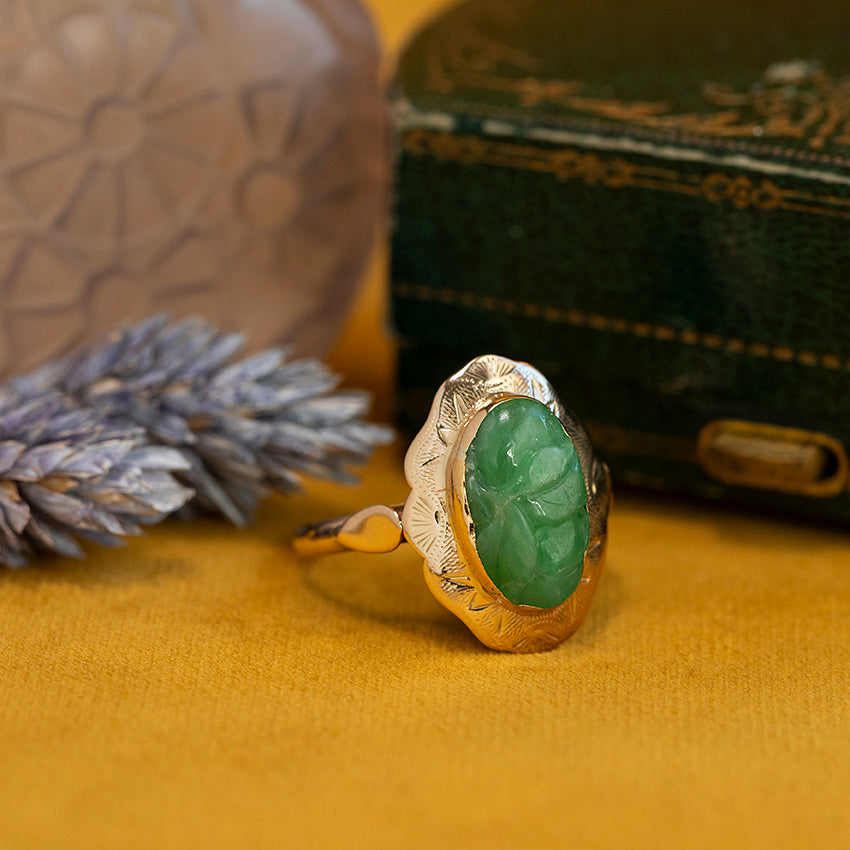 Gouden ring met jade 14 kt