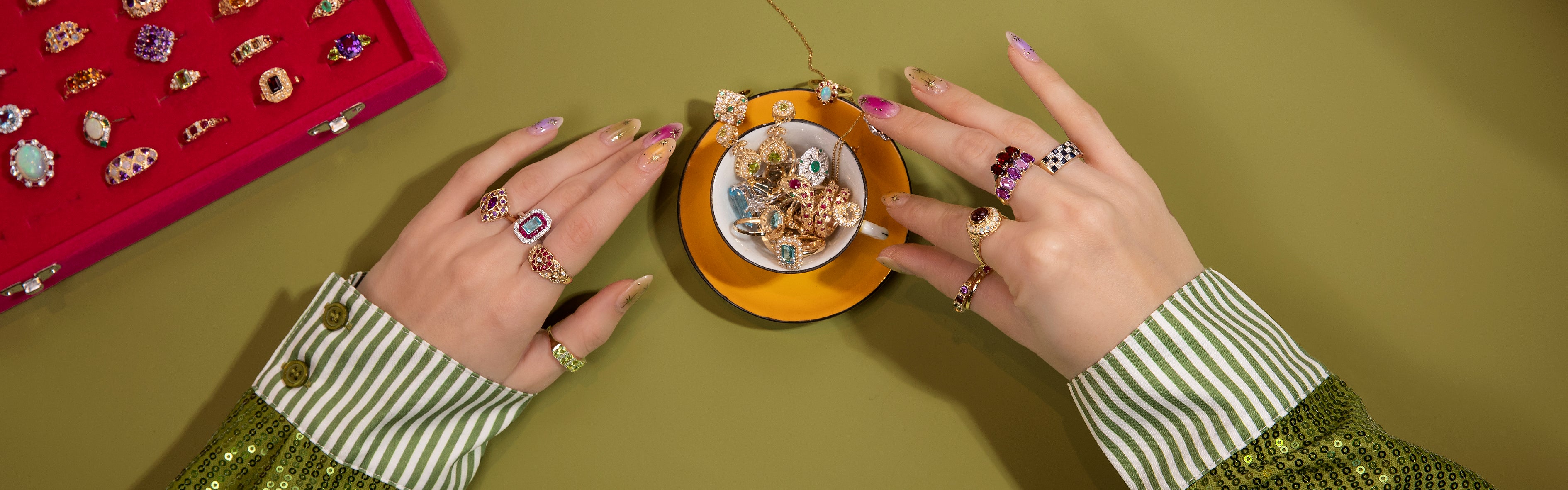Vintage jewellery Amsterdam | Visit our webshop
