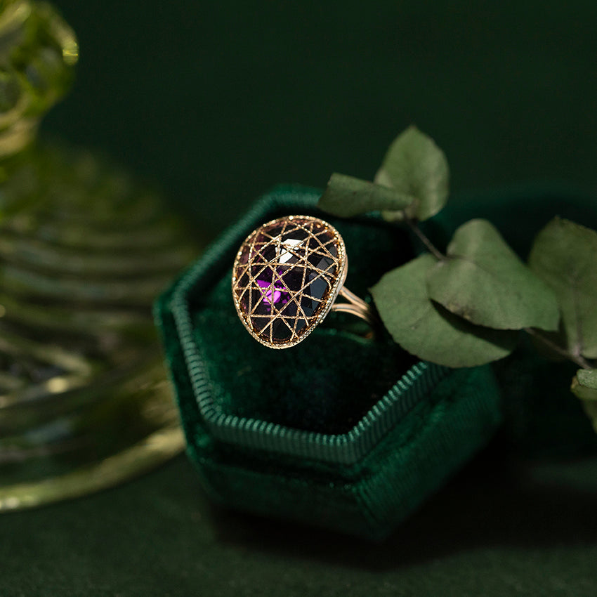 Gold ring with amethyst 14 kt