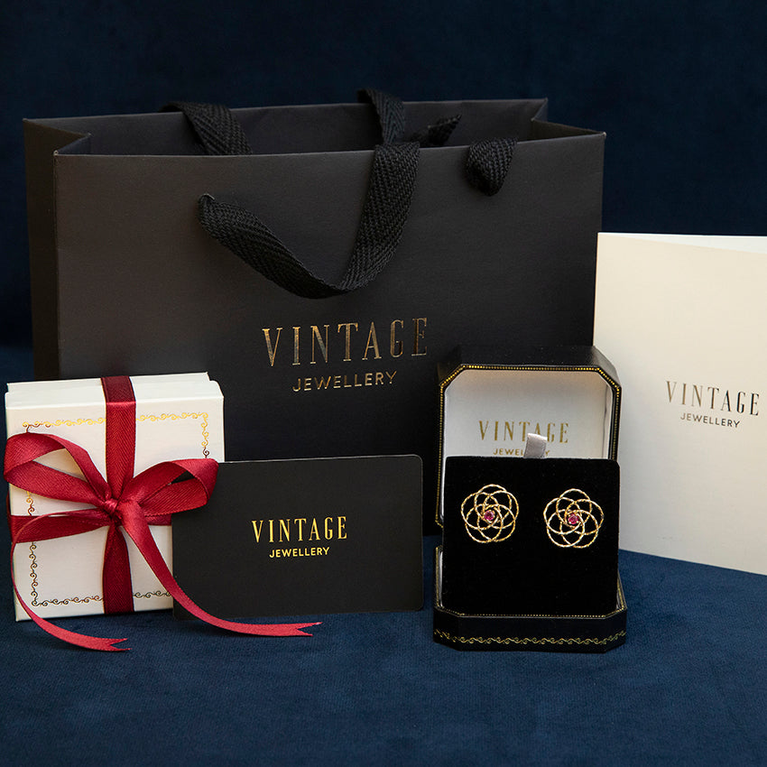 Gold stud earrings with enamel 14 kt