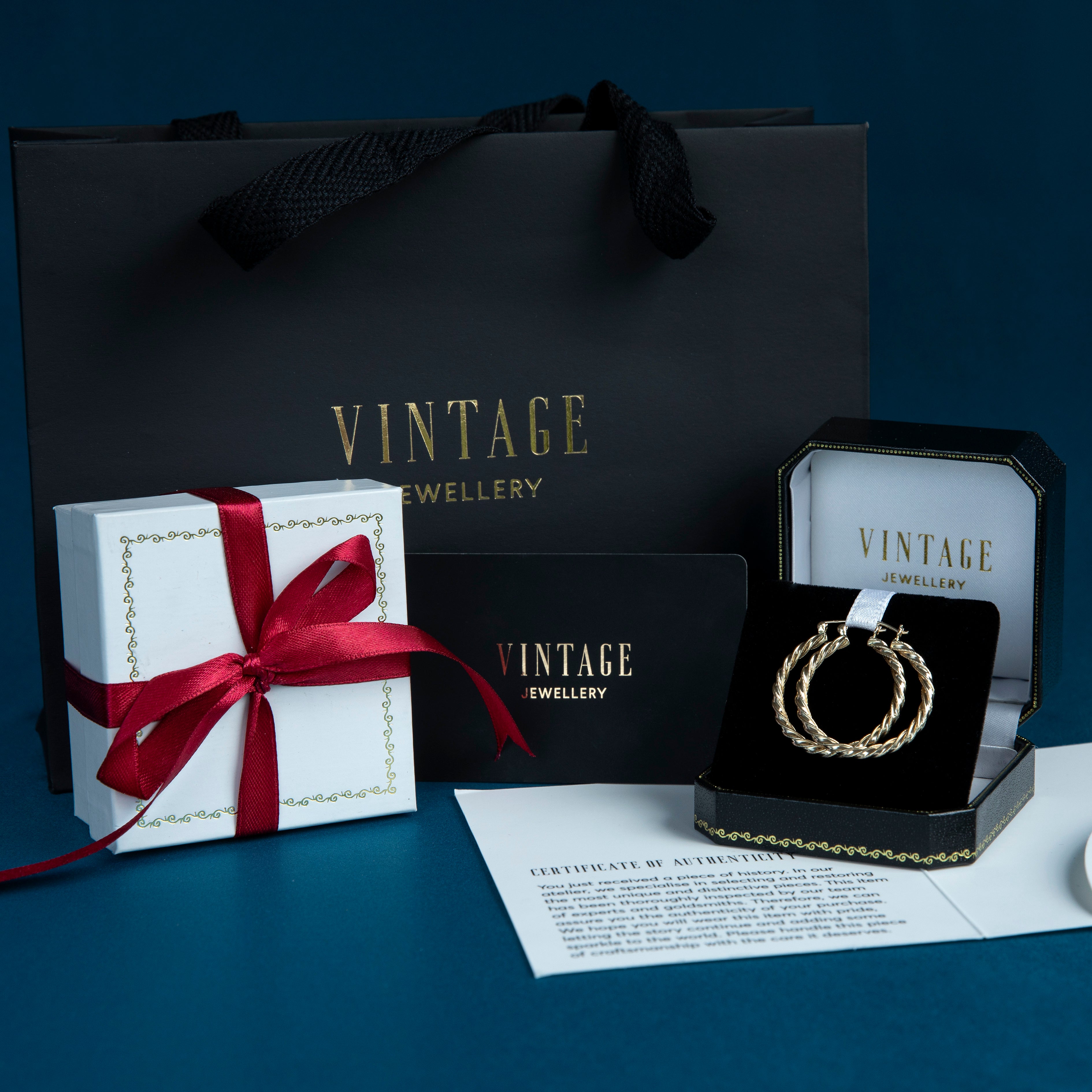 Gouden vintage gladde oorringen 14 kt