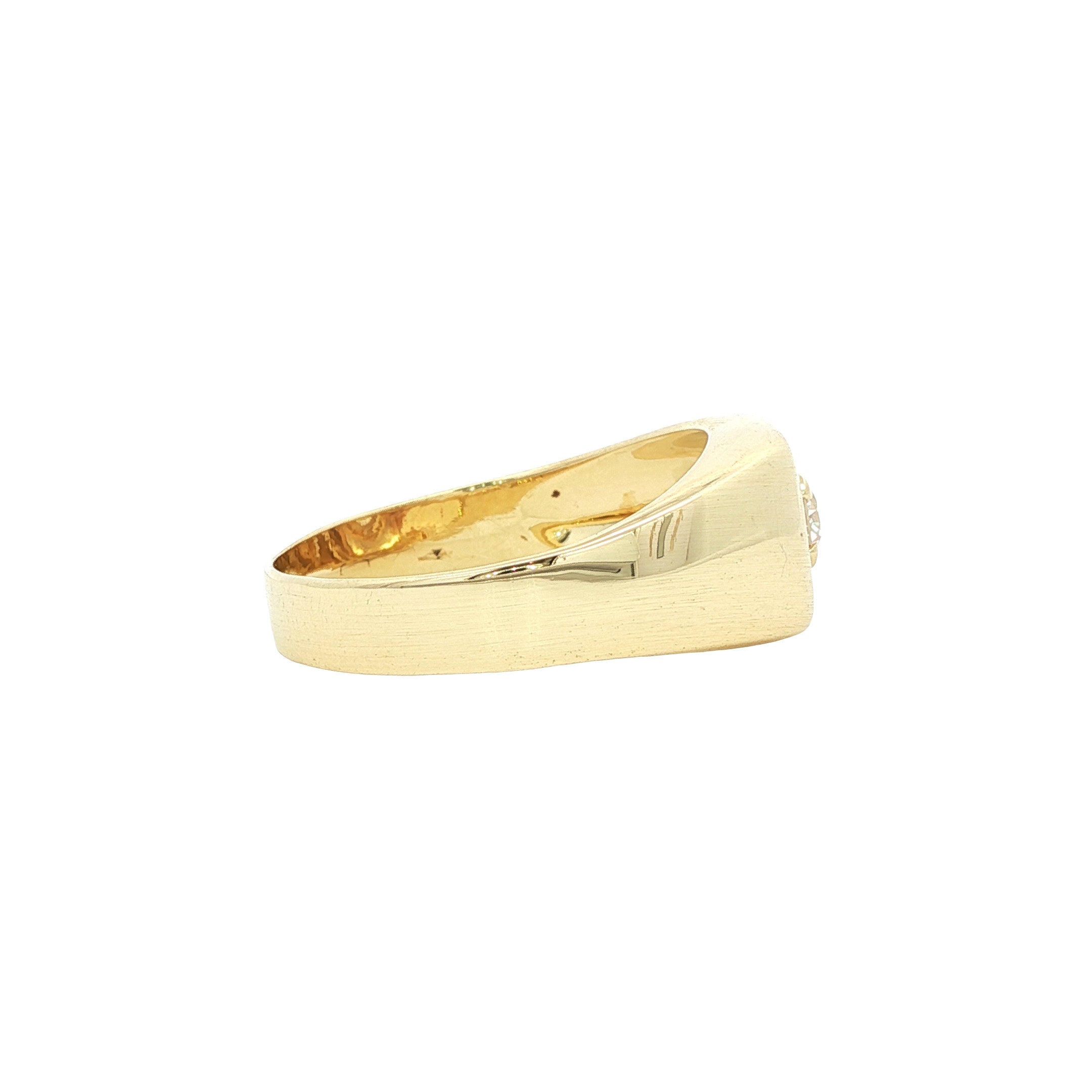 Vintage 14 kt gold signet ring with diamond