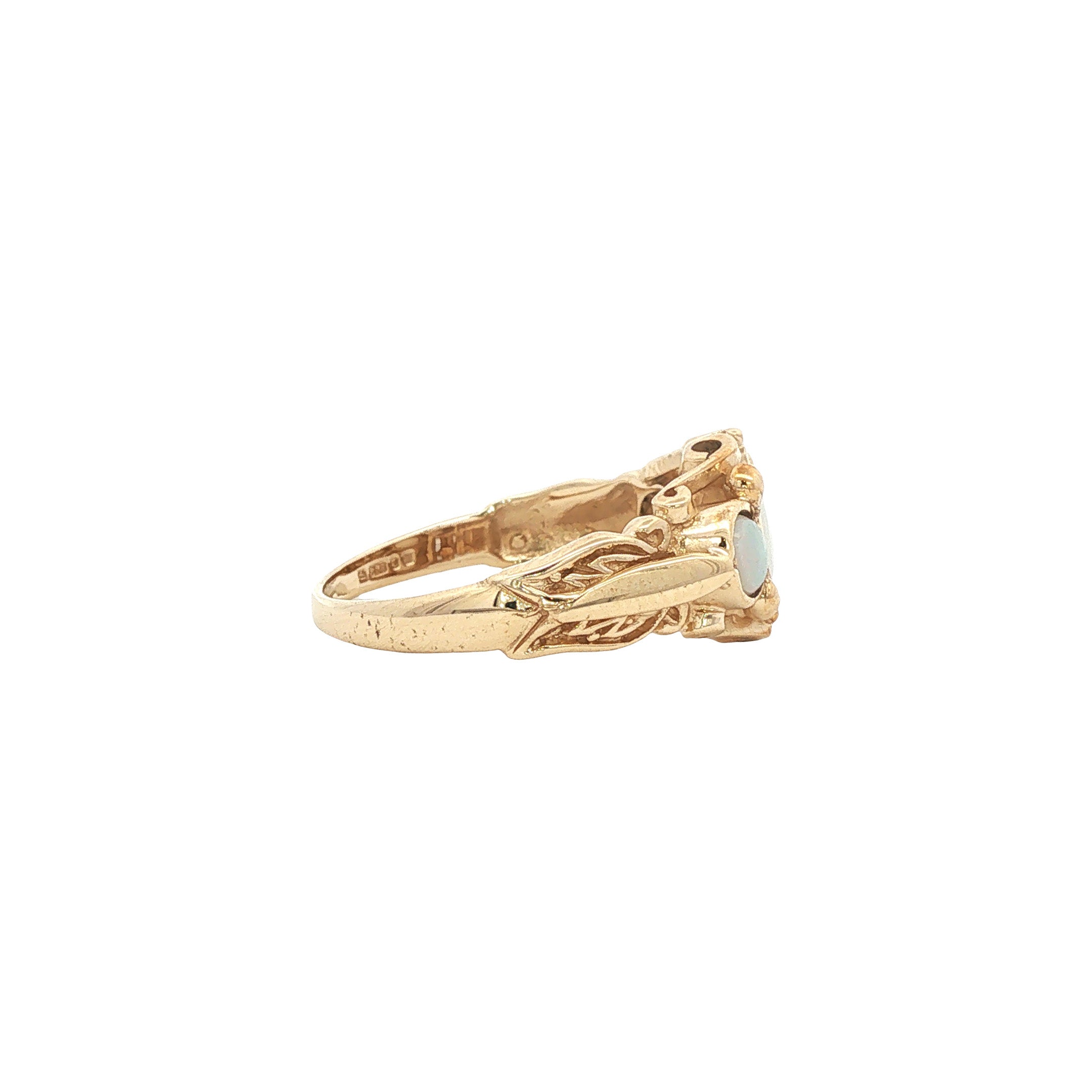 Vintage trilogie ring met opaal 9 kt