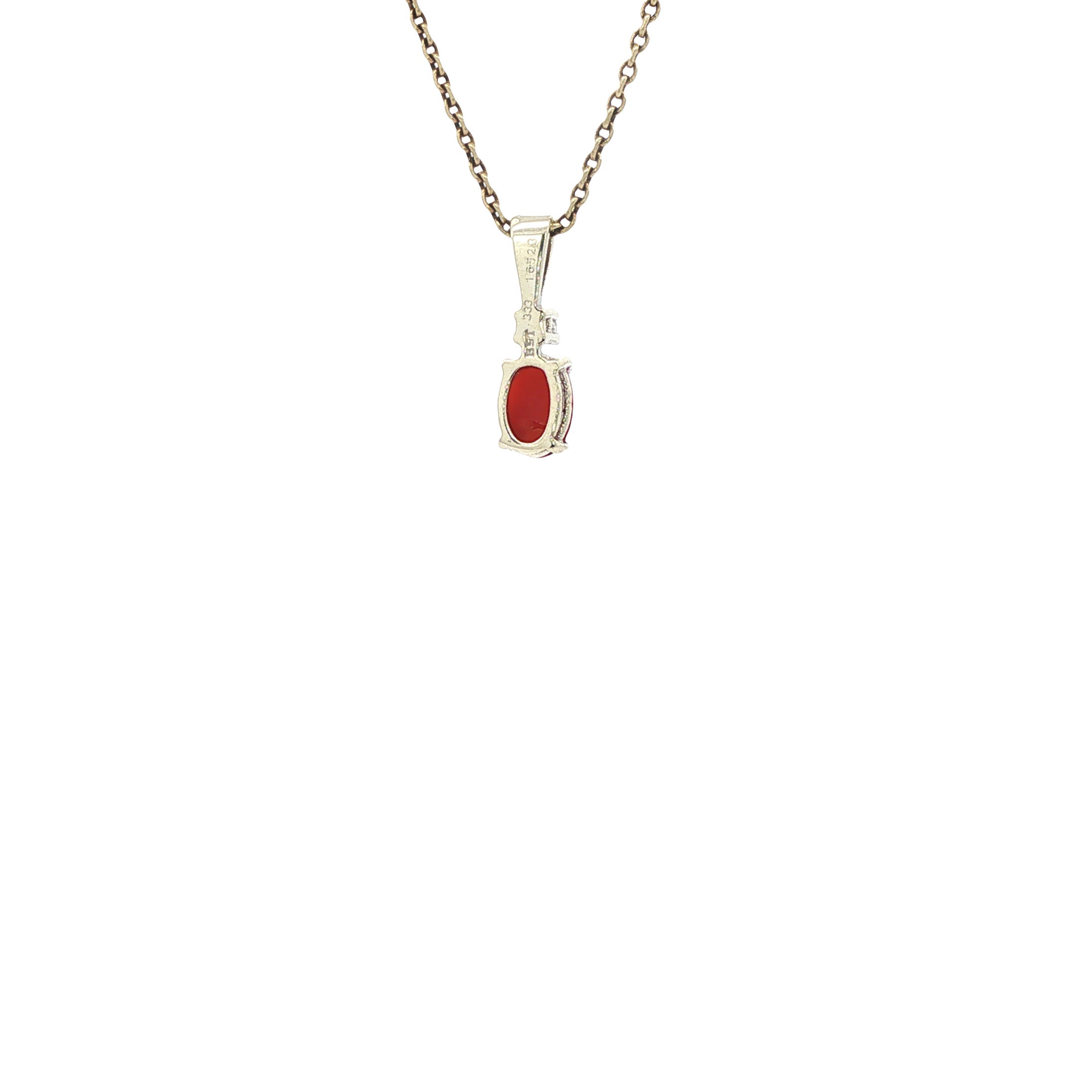 Vintage pendant with blood coral and an 8 kt diamond