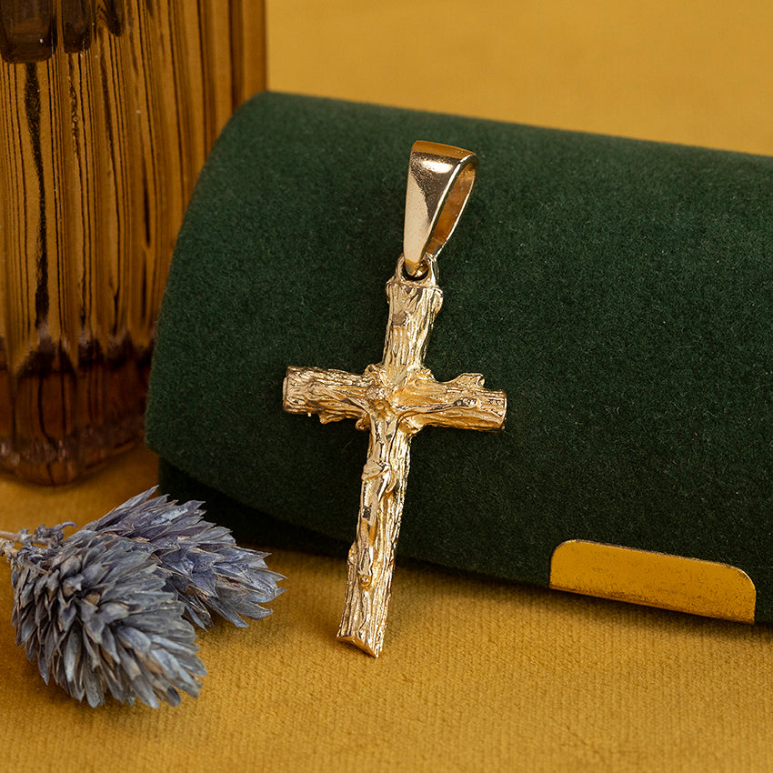Gouden kruis hanger met Jezus Christus 18 kt