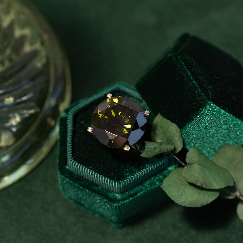 Gouden ring met groene zirkonia 14 kt