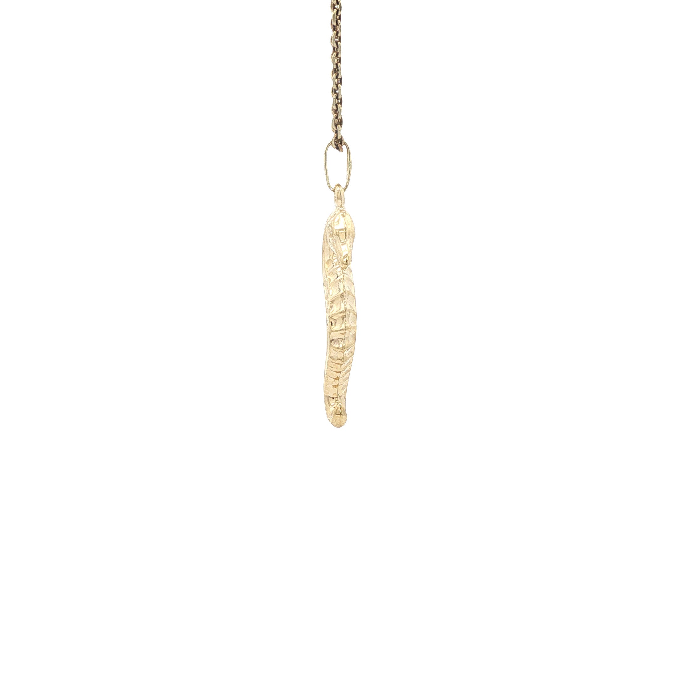 Gold vintage seahorse pendant 14 kt